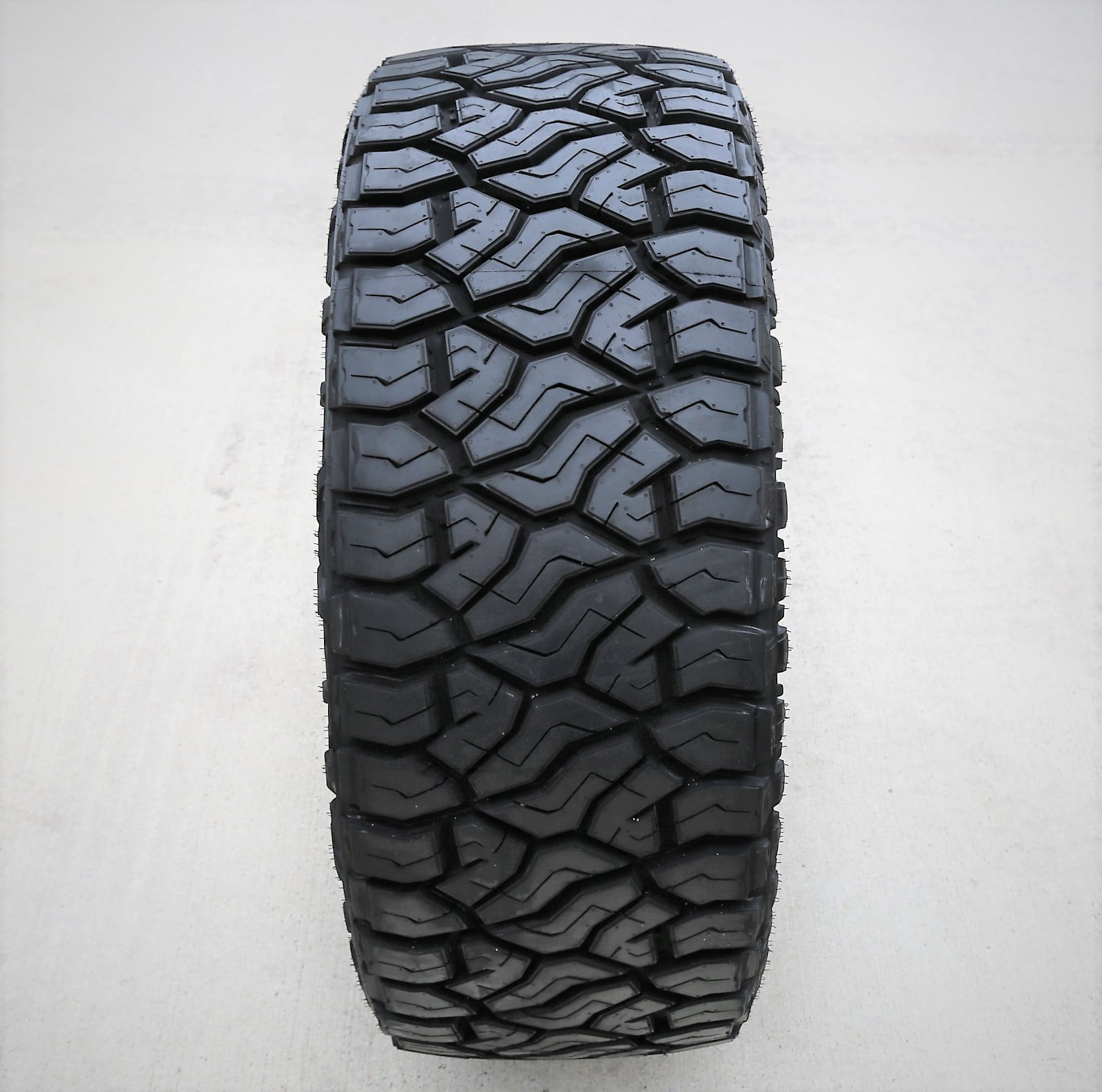 Venom Power Terra Hunter R/T+ 275/65R20 128/125R F 12 Ply Rugged Terrain Light Truck Tire - Image 10