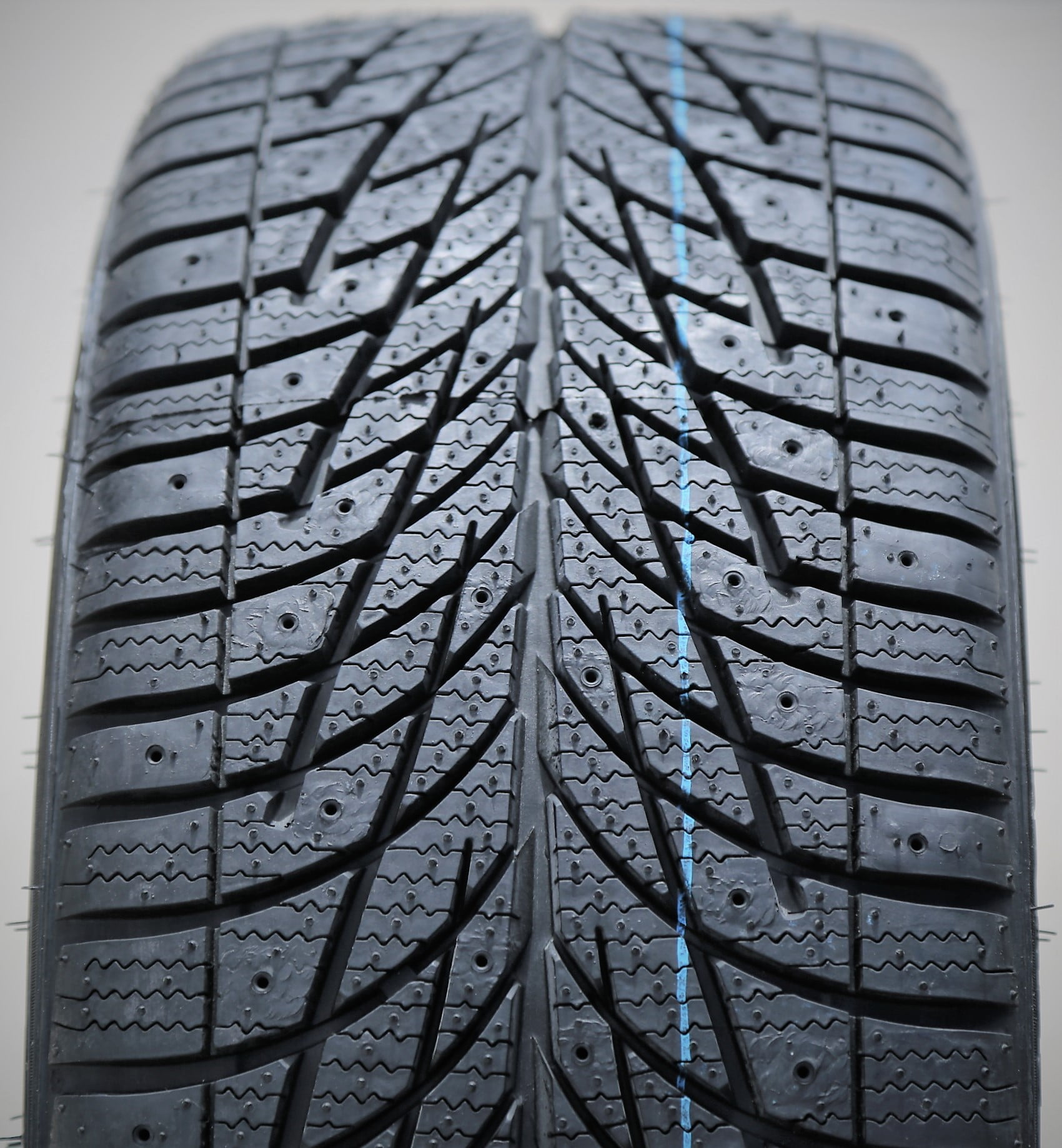 Accelera X-Grip Snow Winter 195/65R15 91T Passenger Tire - Image 11