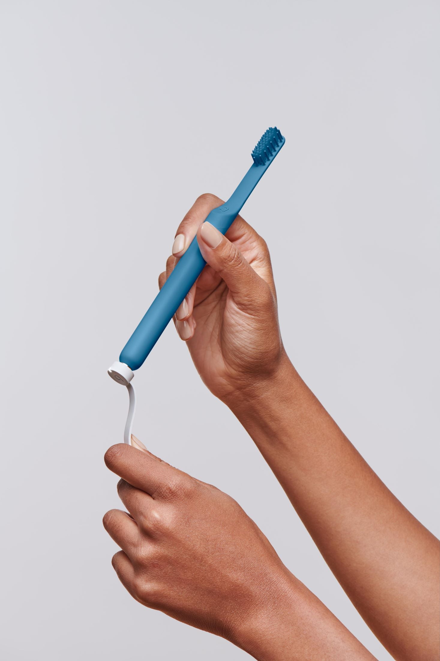 Quip Adult Smart Electric Rechargeable Toothbrush Full Head, Ocean Blue - Image 4