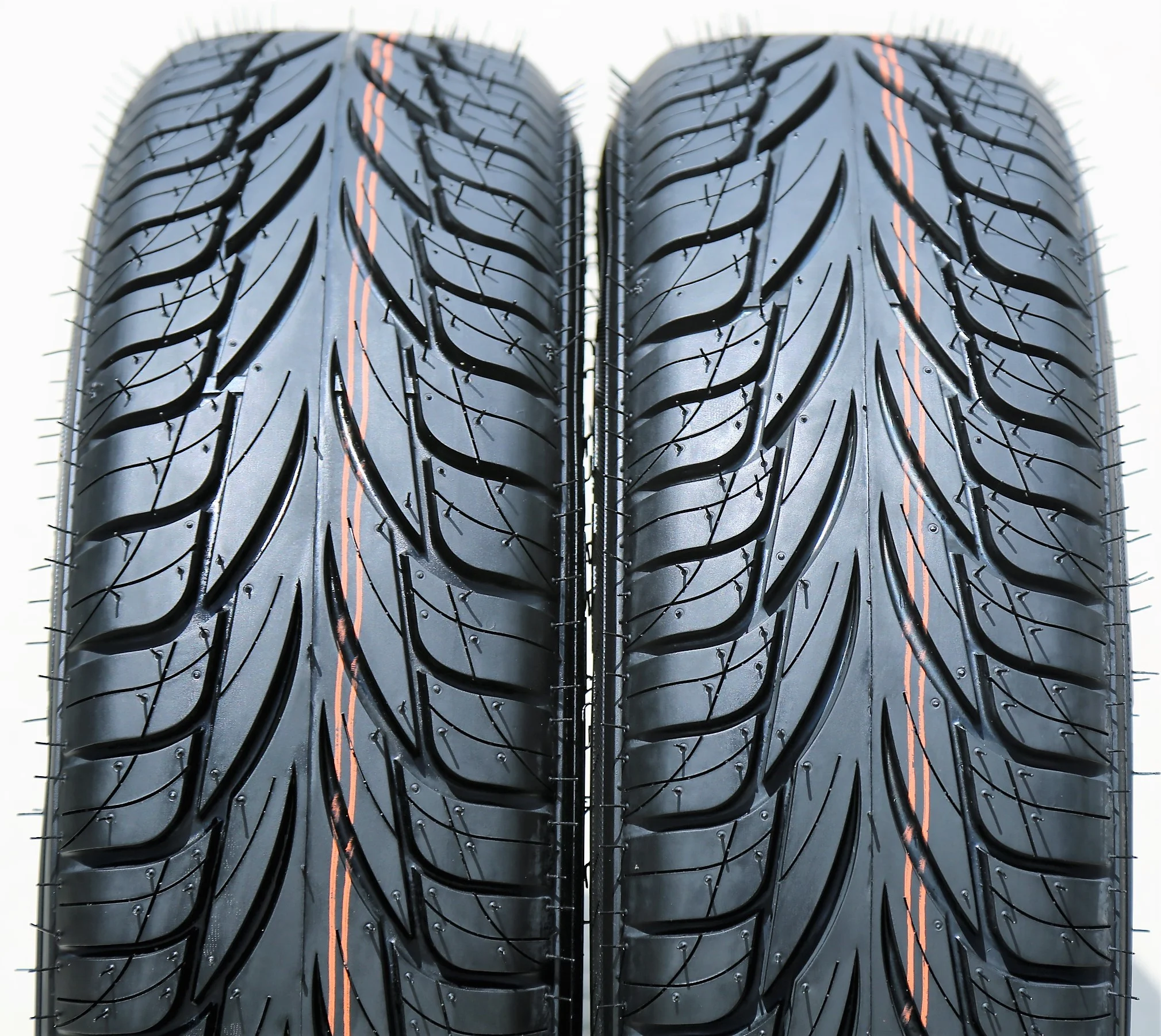 Tornel Real 215/60R16 94H Summer Tire - Image 3