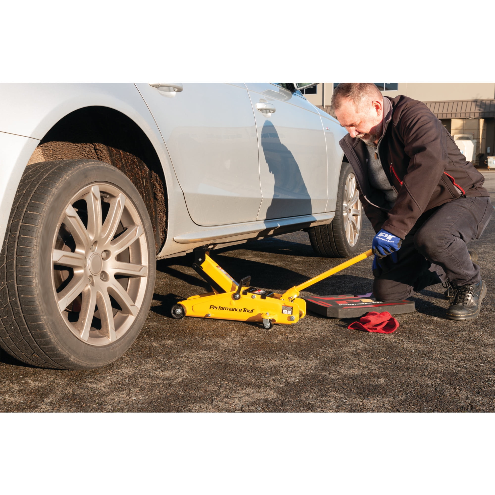 Performance Tool W1640 2-1/2 Ton Garage Jack, (5,000 lbs.) 5-15.5-Inch Lift, Swivel Casters, For Cars/Trucks - Image 11