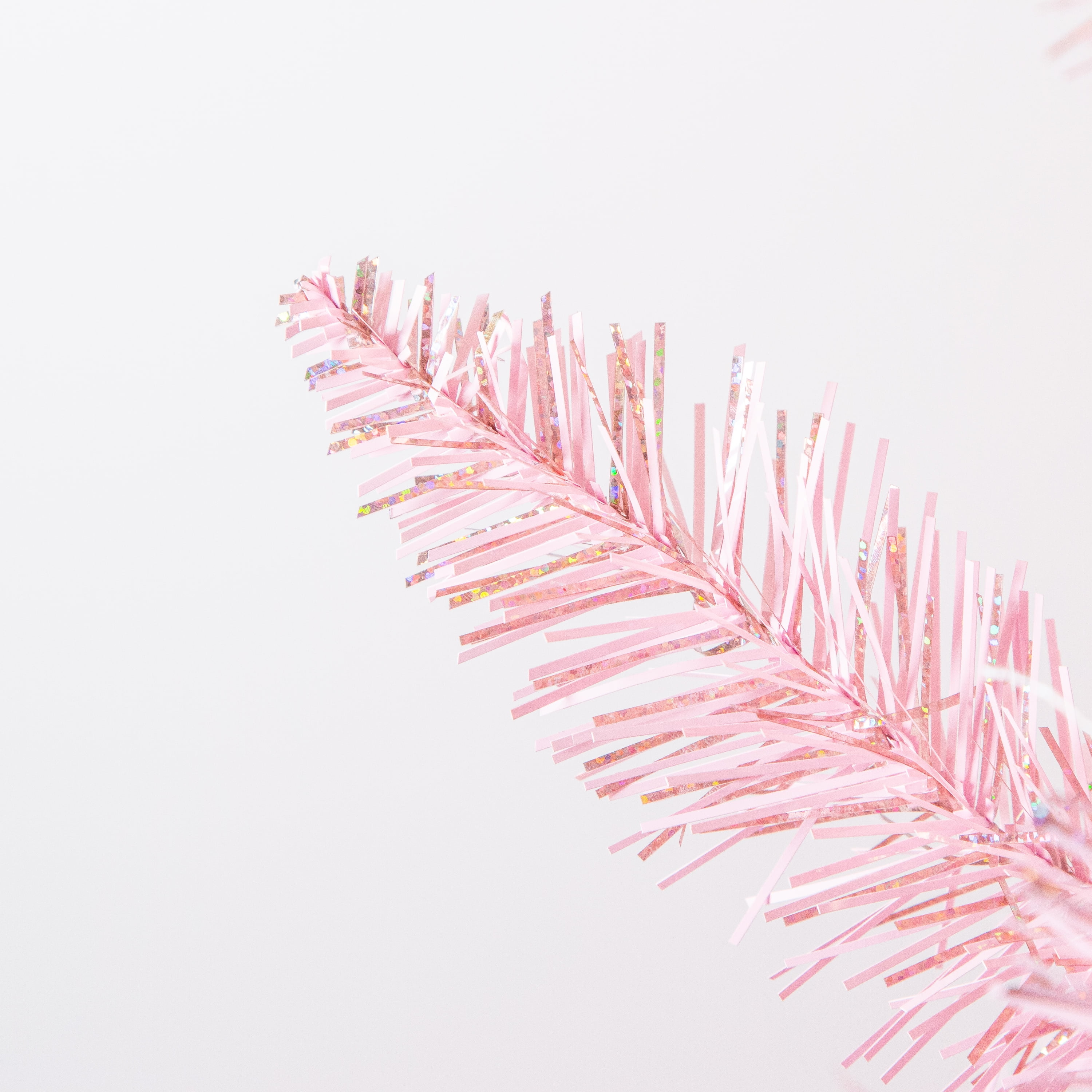 7.5 ft. Pre Lit Clear Incandescent Pink Tuscany Tinsel Tree - Image 4