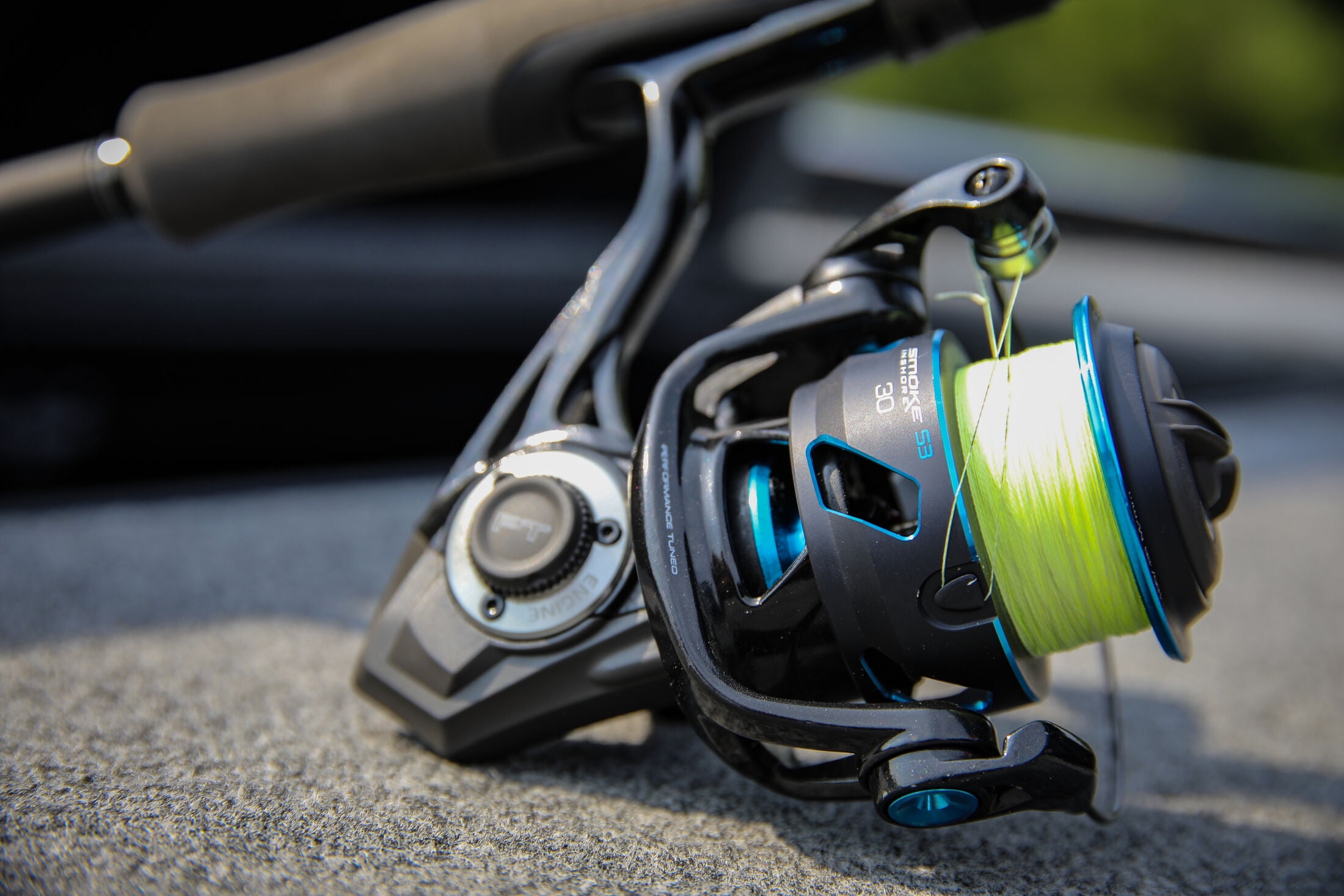 Quantum Smoke Saltwater Spinning Fishing Reel, Size 30 Reel, Black - Image 10