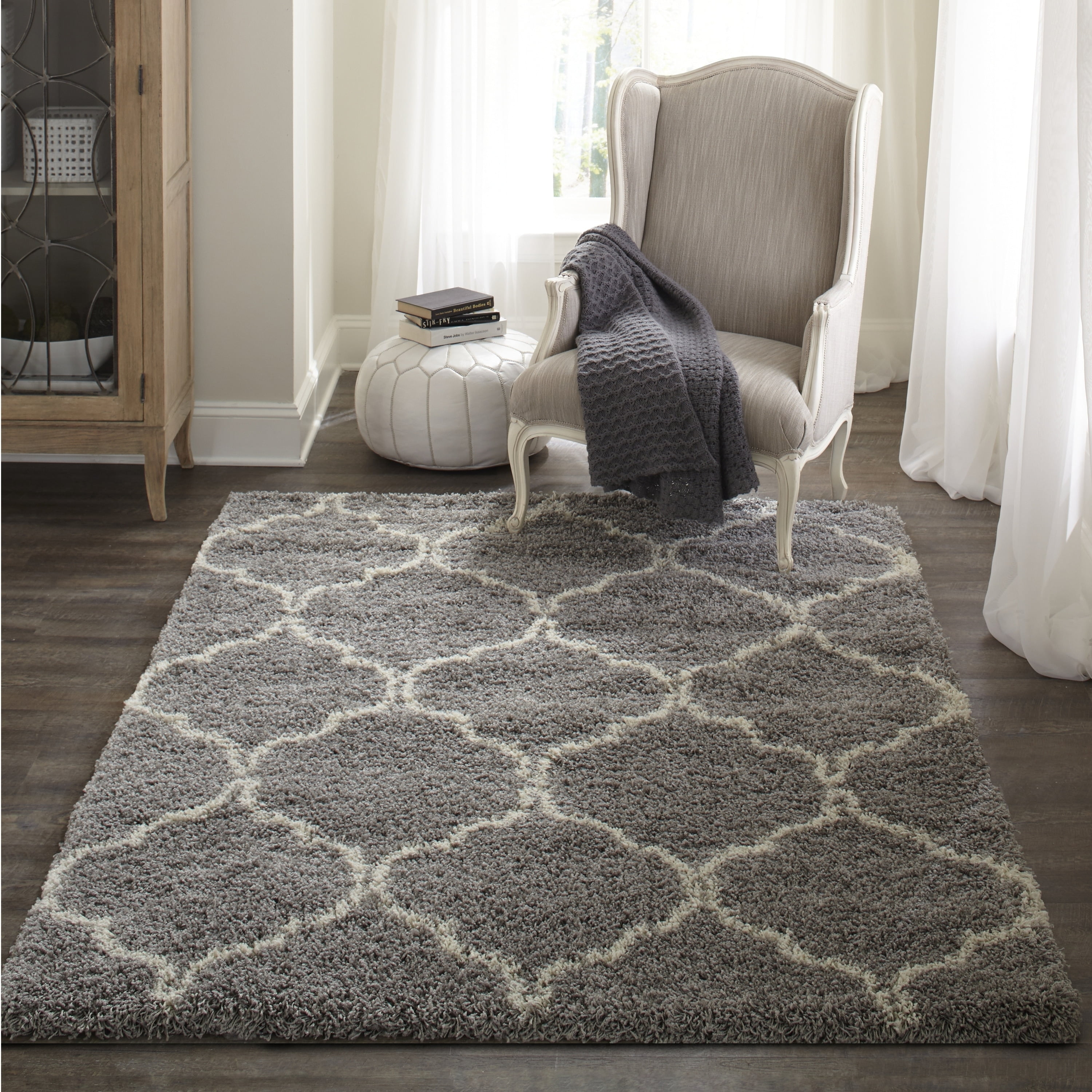 Momeni Maya 2'3" X 7'6" Contemporary Runner Rug in Gray - Image 4