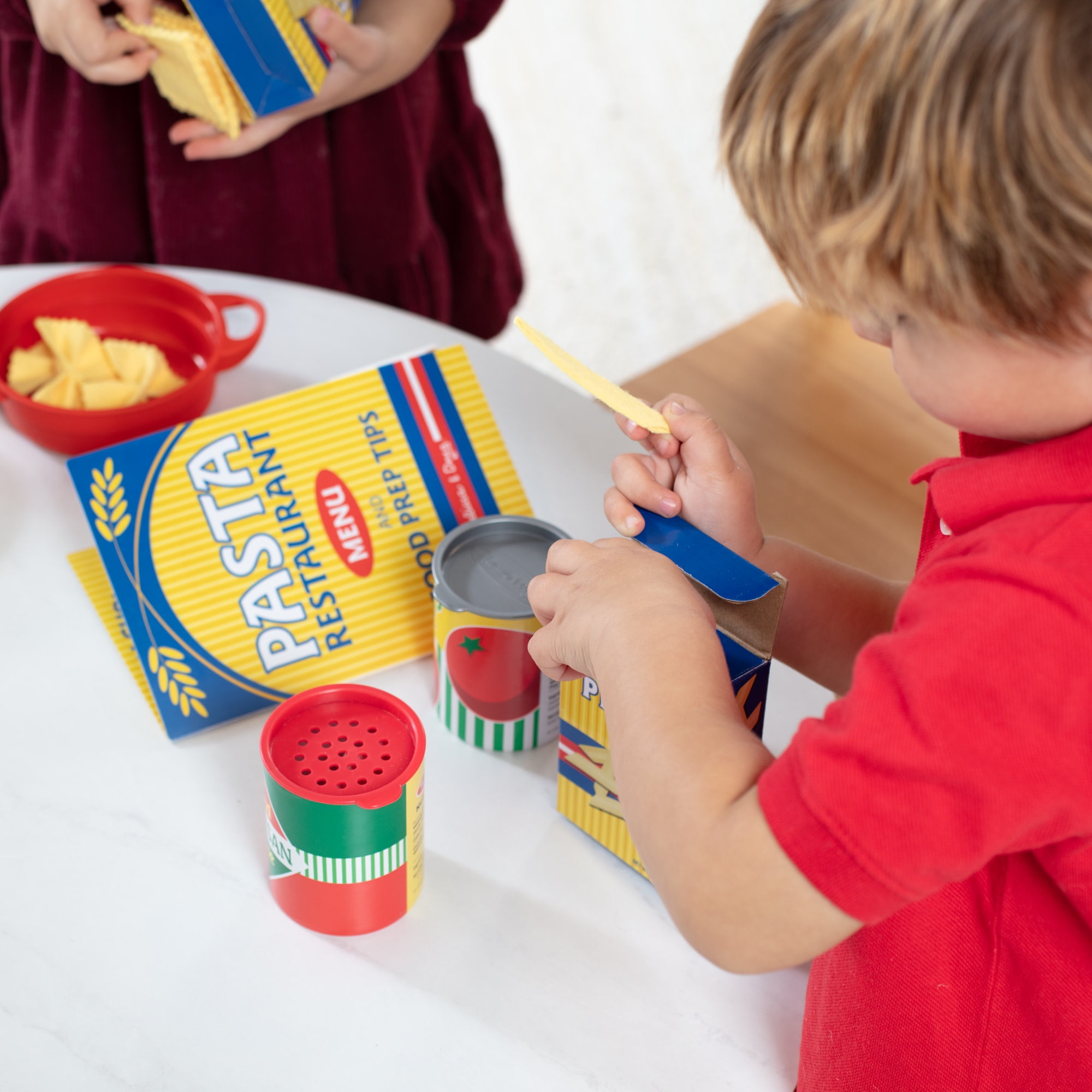 Melissa & Doug 59-Piece Felt Pasta Restaurant Pretend Play Food Set - Image 8