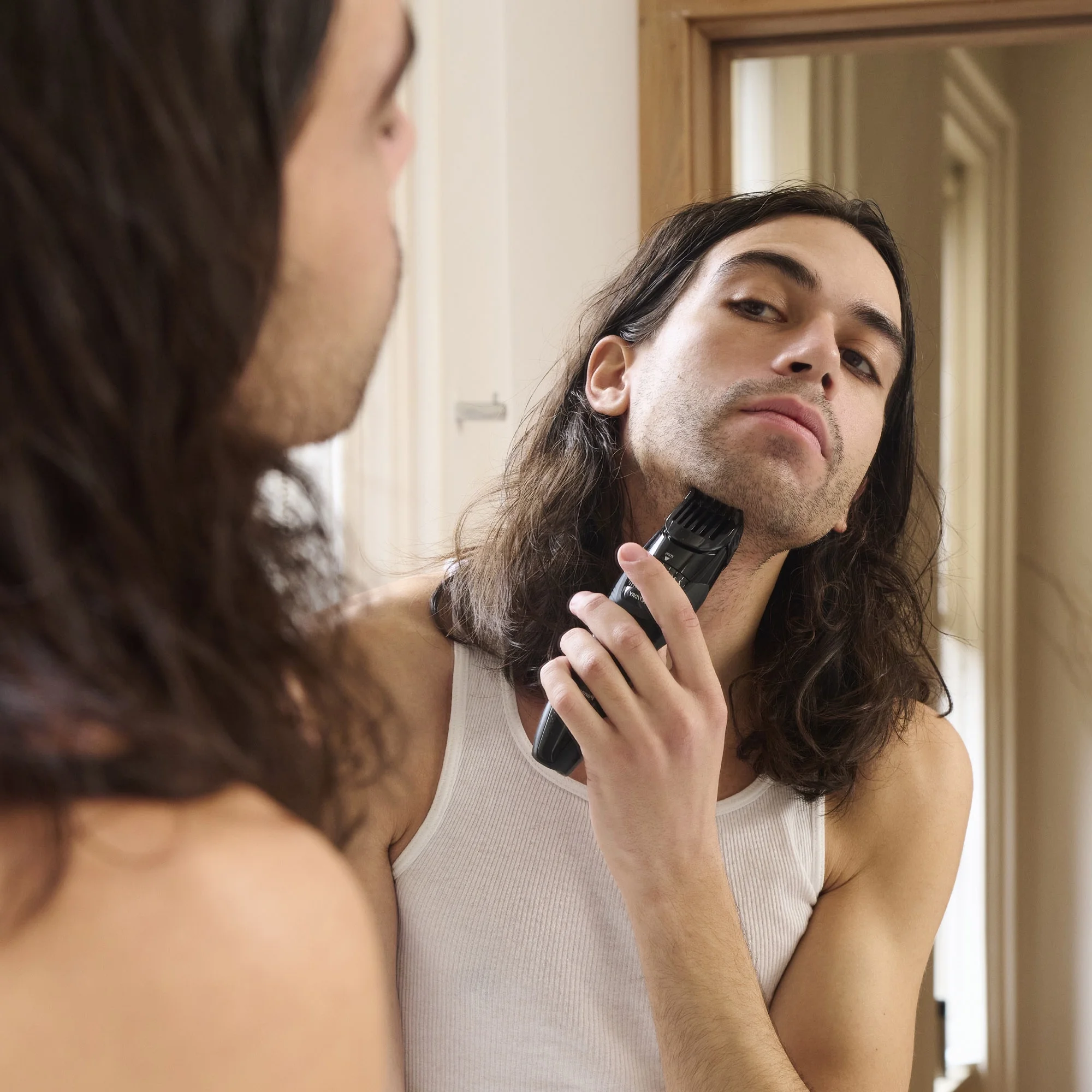 Panasonic Cordless Men's Beard Trimmer with 19 Length Settings, Washable, Rechargeable - ER-GB42-K - Image 4