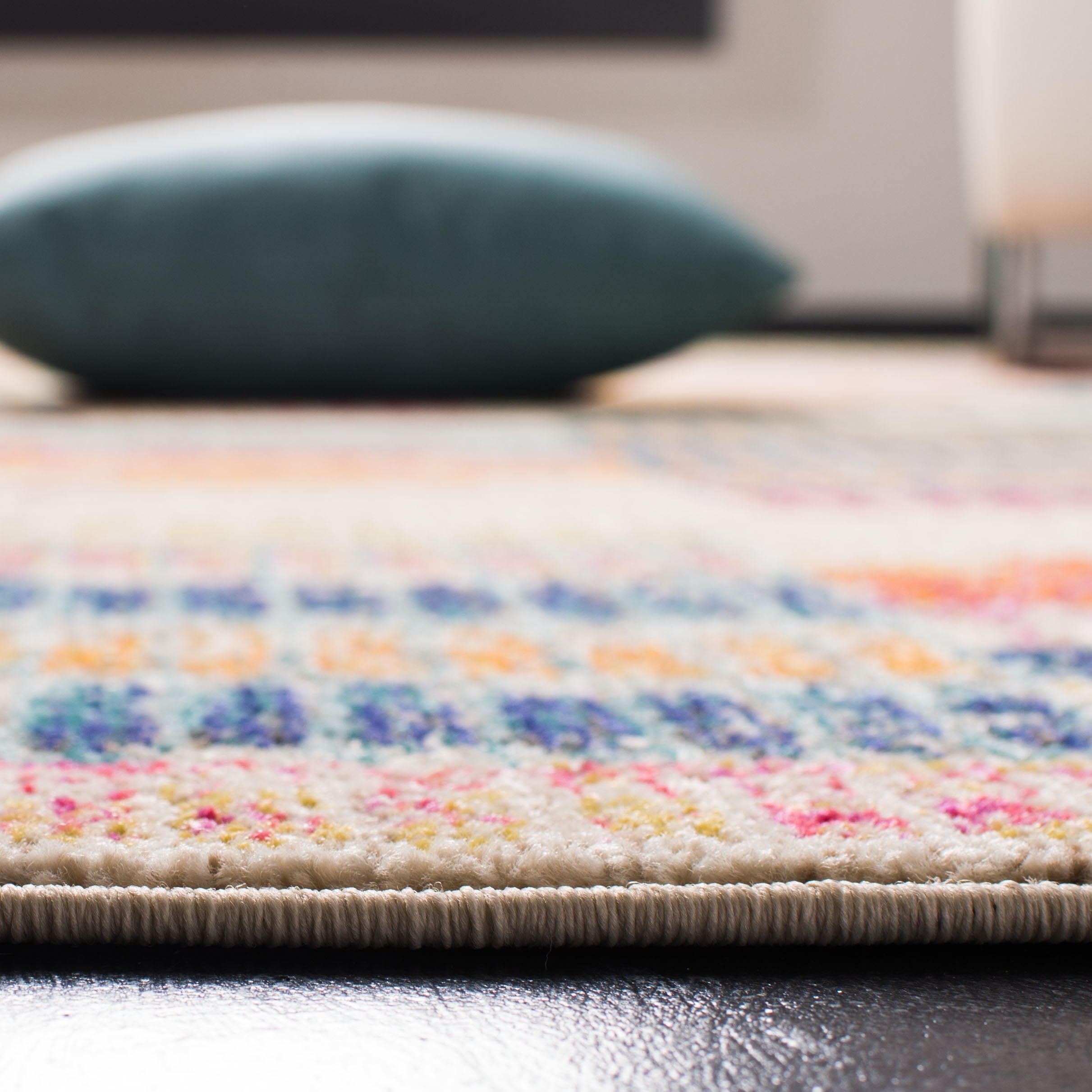 SAFAVIEH Madison Jytte Abstract Area Rug, Ivory/Multi, 5'3" x 7'6" - Image 12