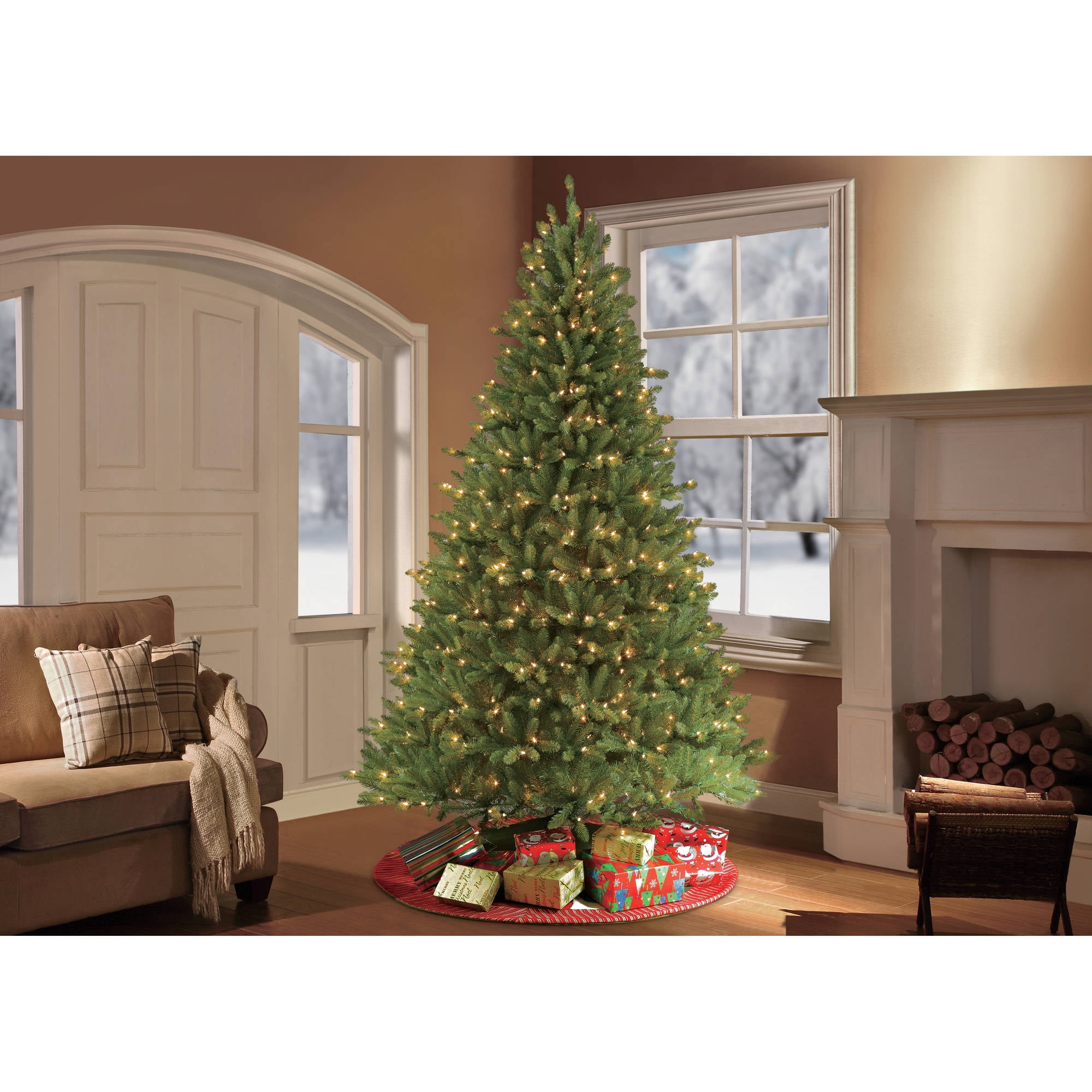 Puleo International 9' Pre-Lit Fraser Fir Artificial Christmas Tree with 1000 Clear UL Listed Lights - Image 4