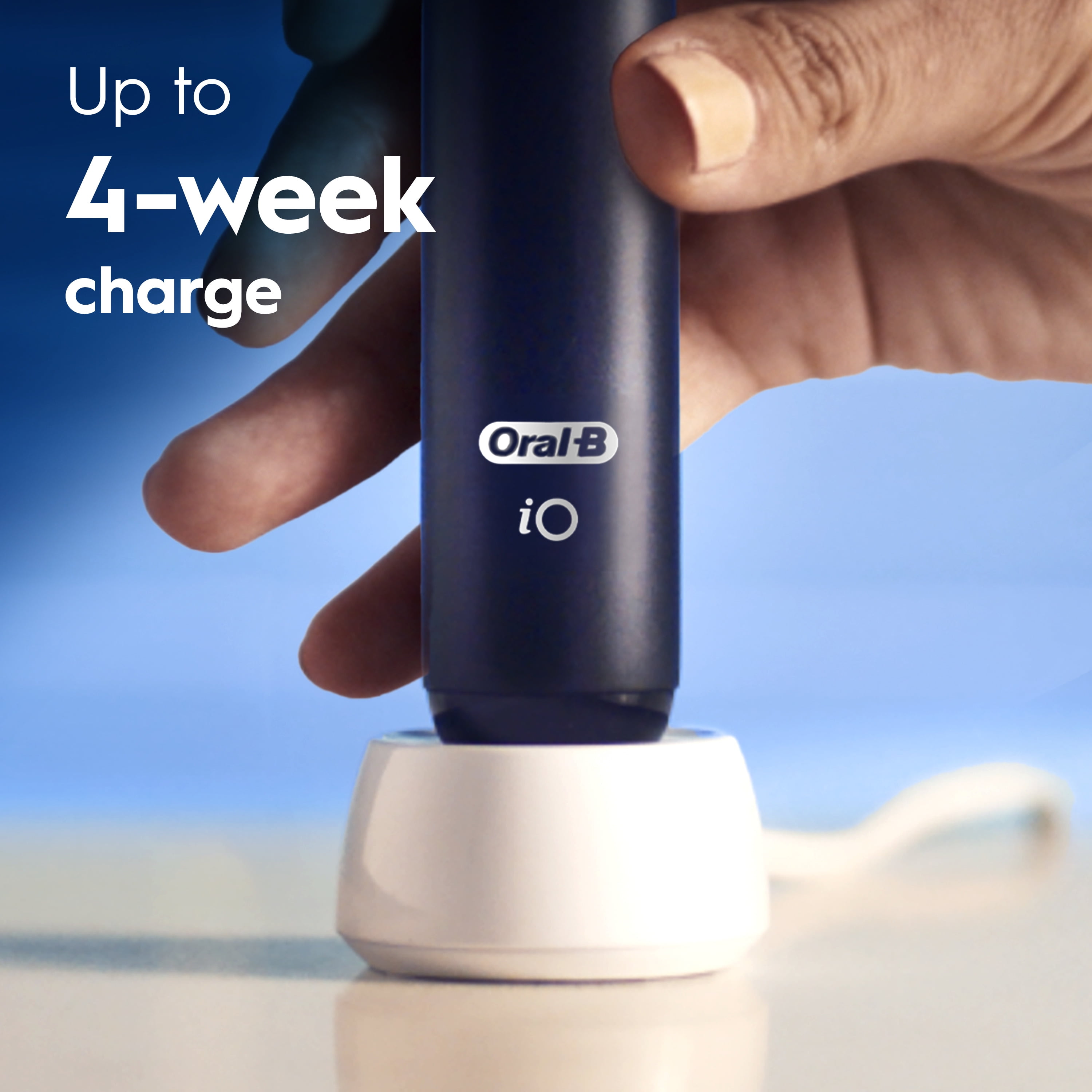 Oral-B iO Series 2 Electric Toothbrush Starter Kit, Pure White - Image 3