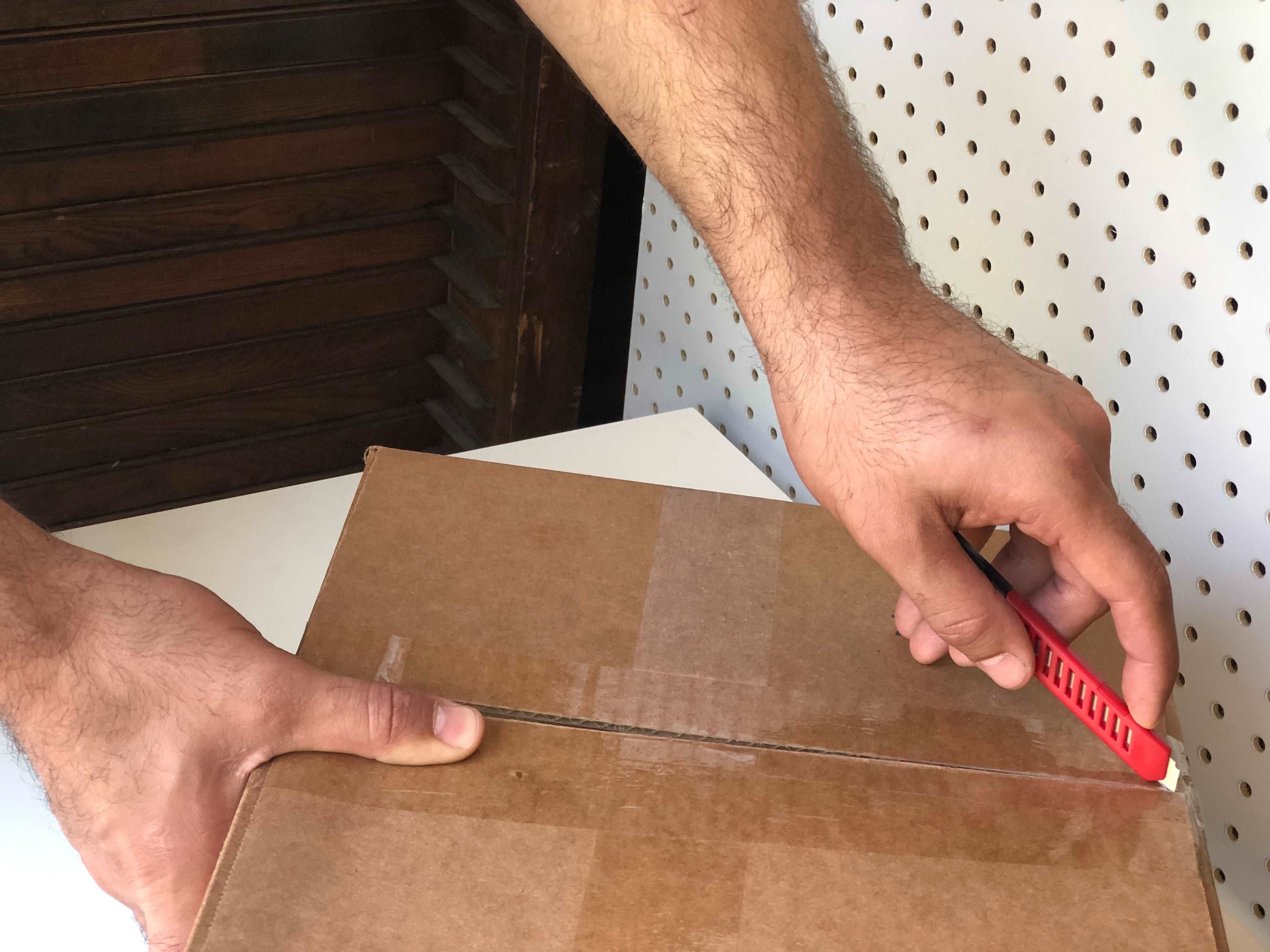 144 Piece Household Tool Kit with 4.8V Cordless Screwdriver - DT8422 - Image 5