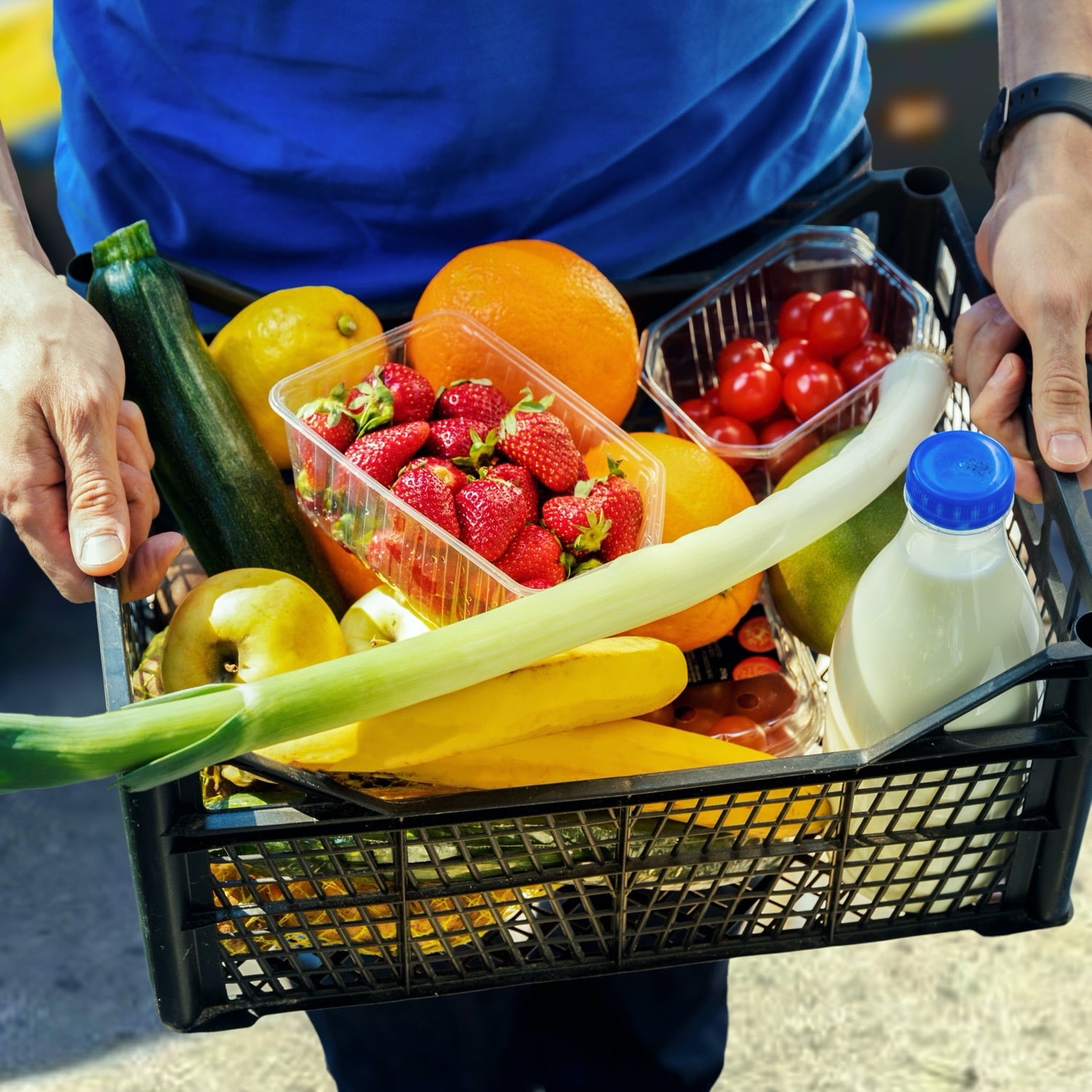 BenchSentry 41809S Secure Smart Locking Package Delivery Porch Box, Slate - Image 9