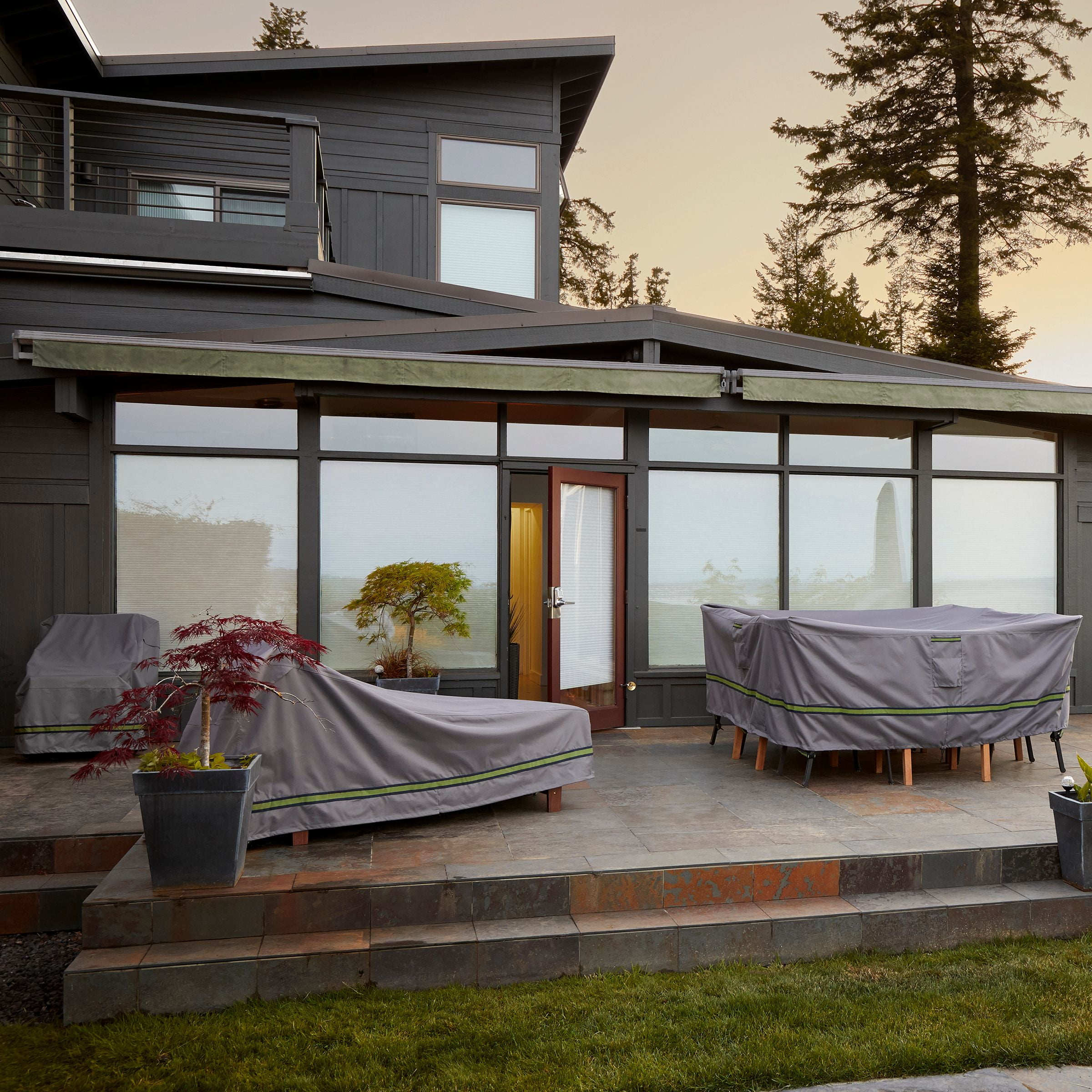 DUCKCOVERS® Soteria Waterproof Outdoor Chaise Lounge Cover - Image 8