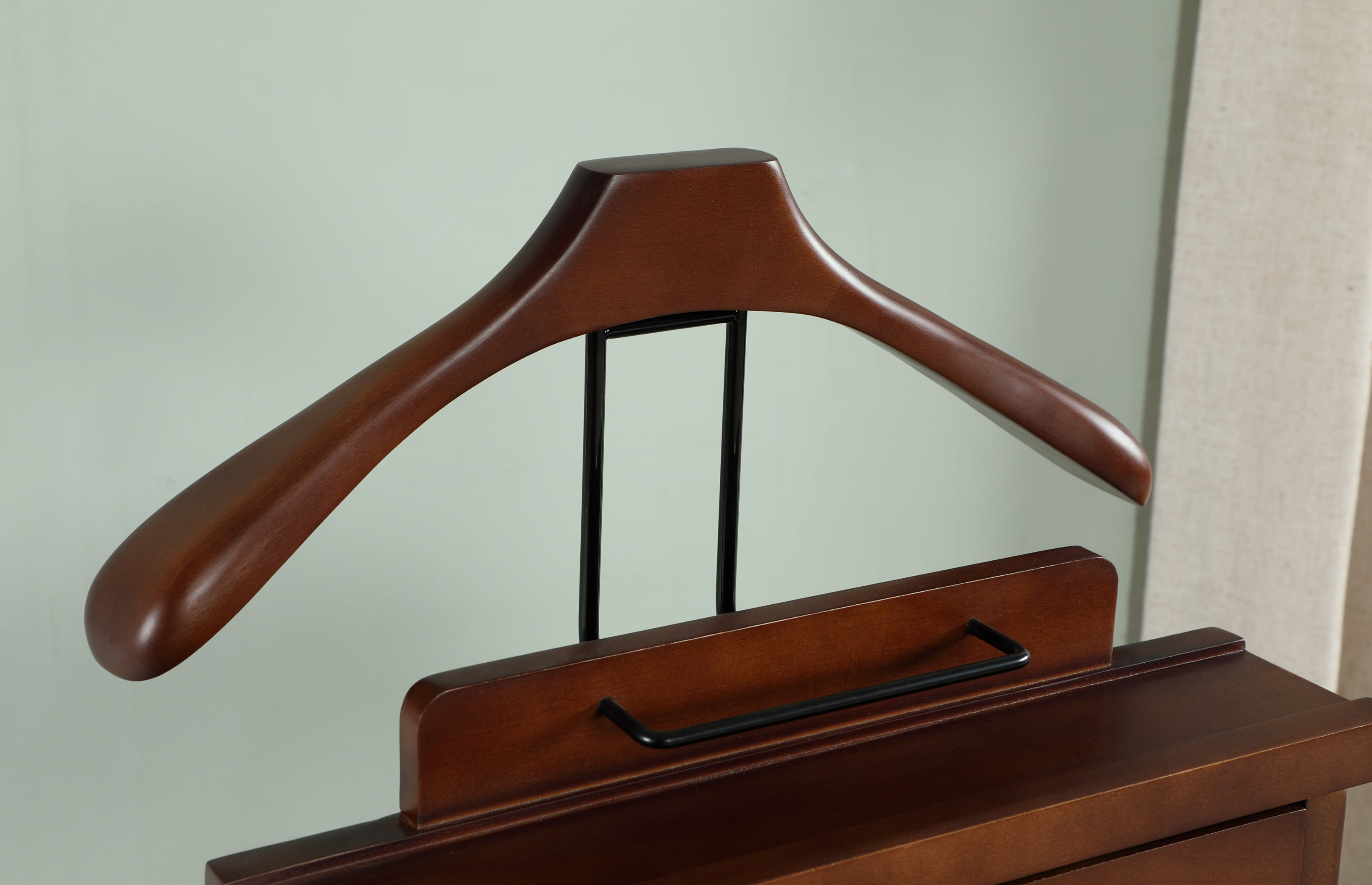 Vl16188 Mission Wardrobe Valet in Dark Walnut Finish. - Image 3