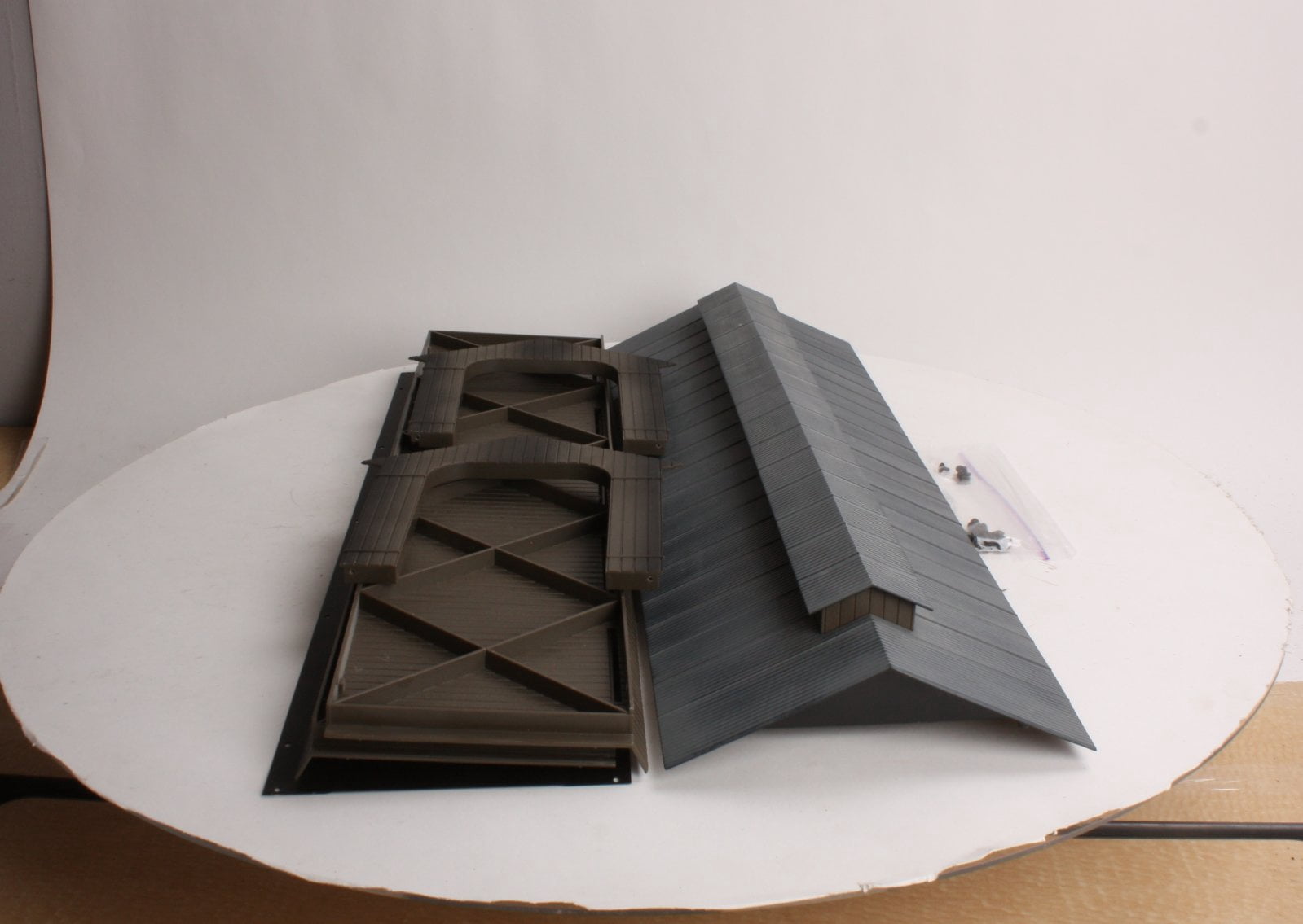 Lionel Covered Bridge - Image 4