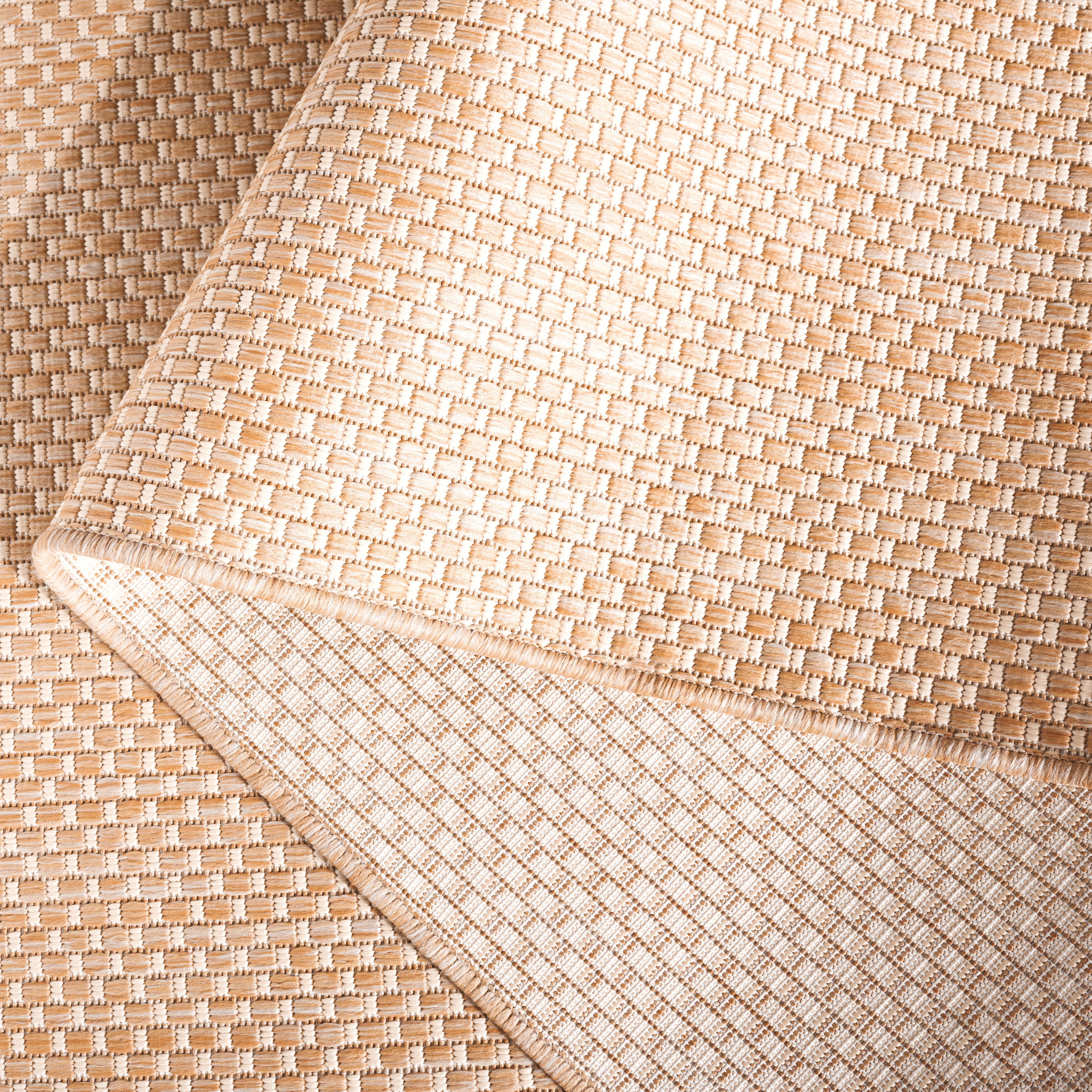 Safavieh Courtyard Finnian Solid Indoor/Outdoor Area Rug, Natural/Cream, 5'3" x 7'7" - Image 4