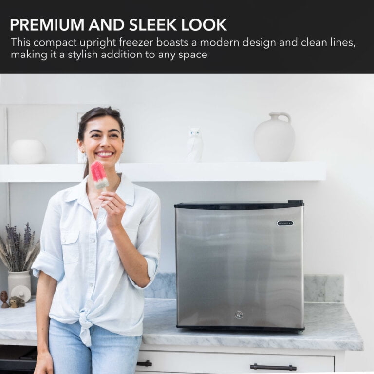 Whynter 1.1 cu. ft. Energy Star Upright Freezer with Lock CUF-112SS - Image 8