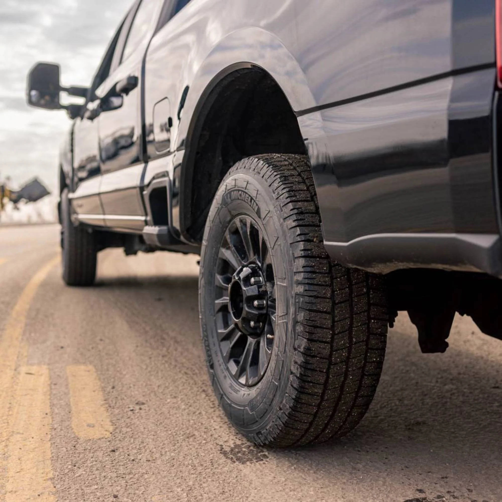 Michelin Agilis CrossClimate 2 LT275/70R18 125/122R E - Image 3