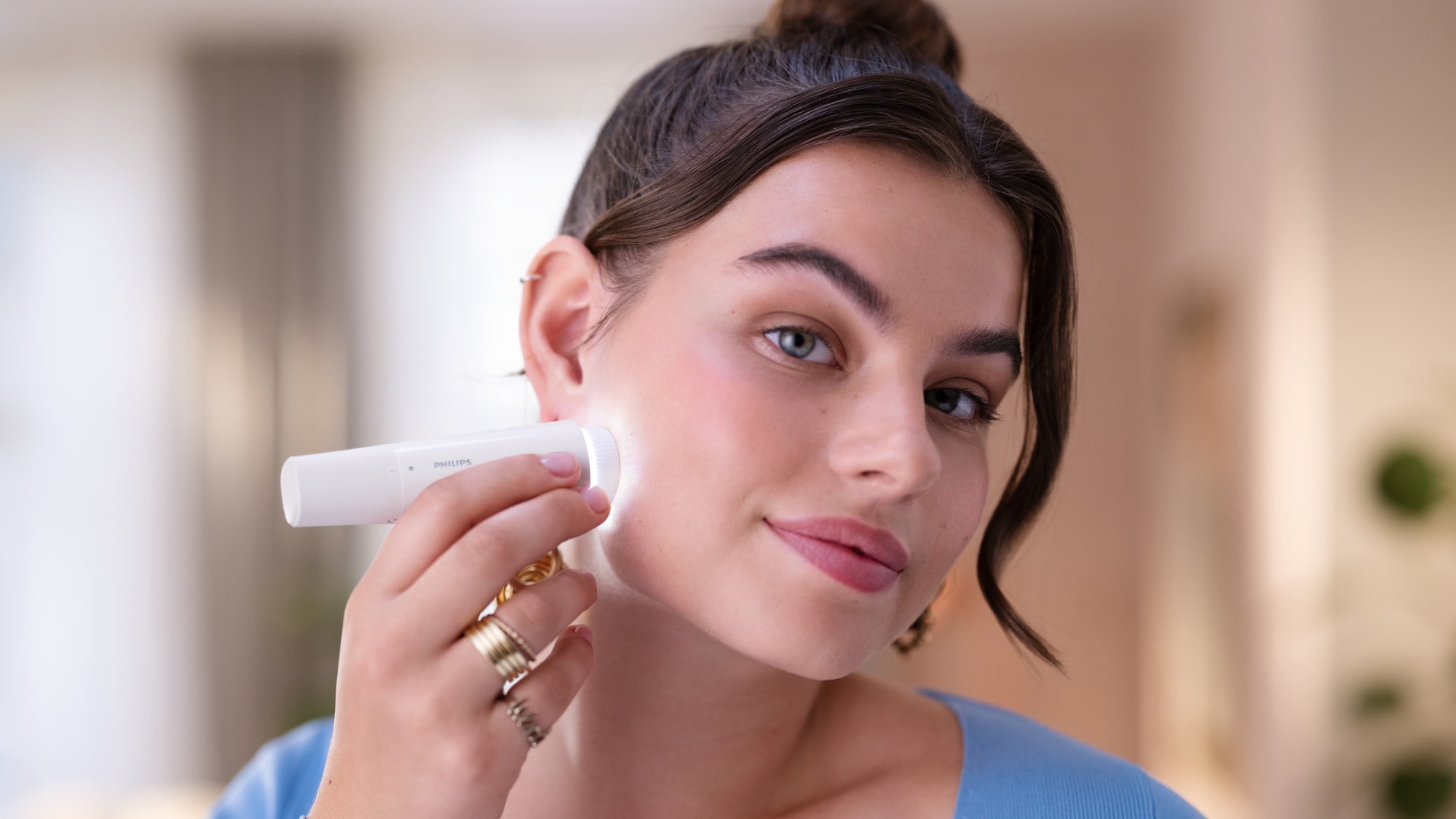 Philips Lady Electric Shaver Series 8000 with Electric Facial Hair Remover, Cordless, BRL166/91 - Image 8