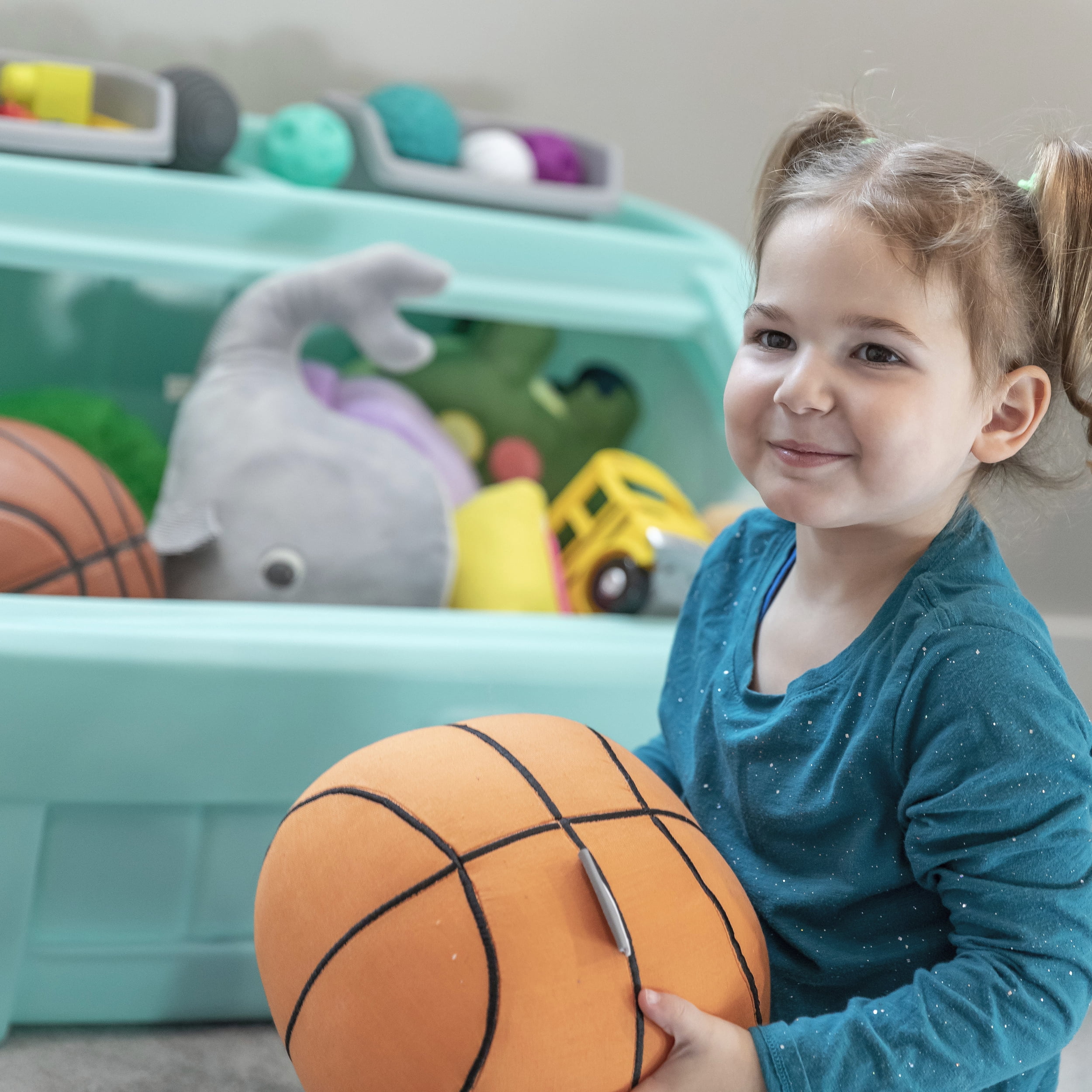 Step2 2-in-1 Mint Toy Storage Box with Art Lid for Toddlers - Image 13