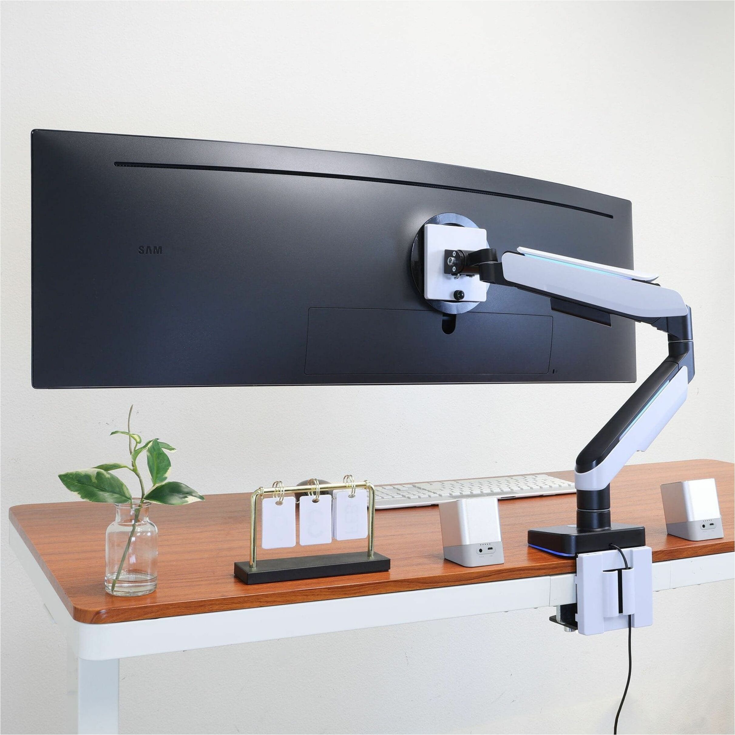 Mount-It! Heavy-Duty Single Computer Monitor Arm for Ultrawide Curved Screens Up To 49", Gaming Monitor, RGB Lights, USB - Image 5
