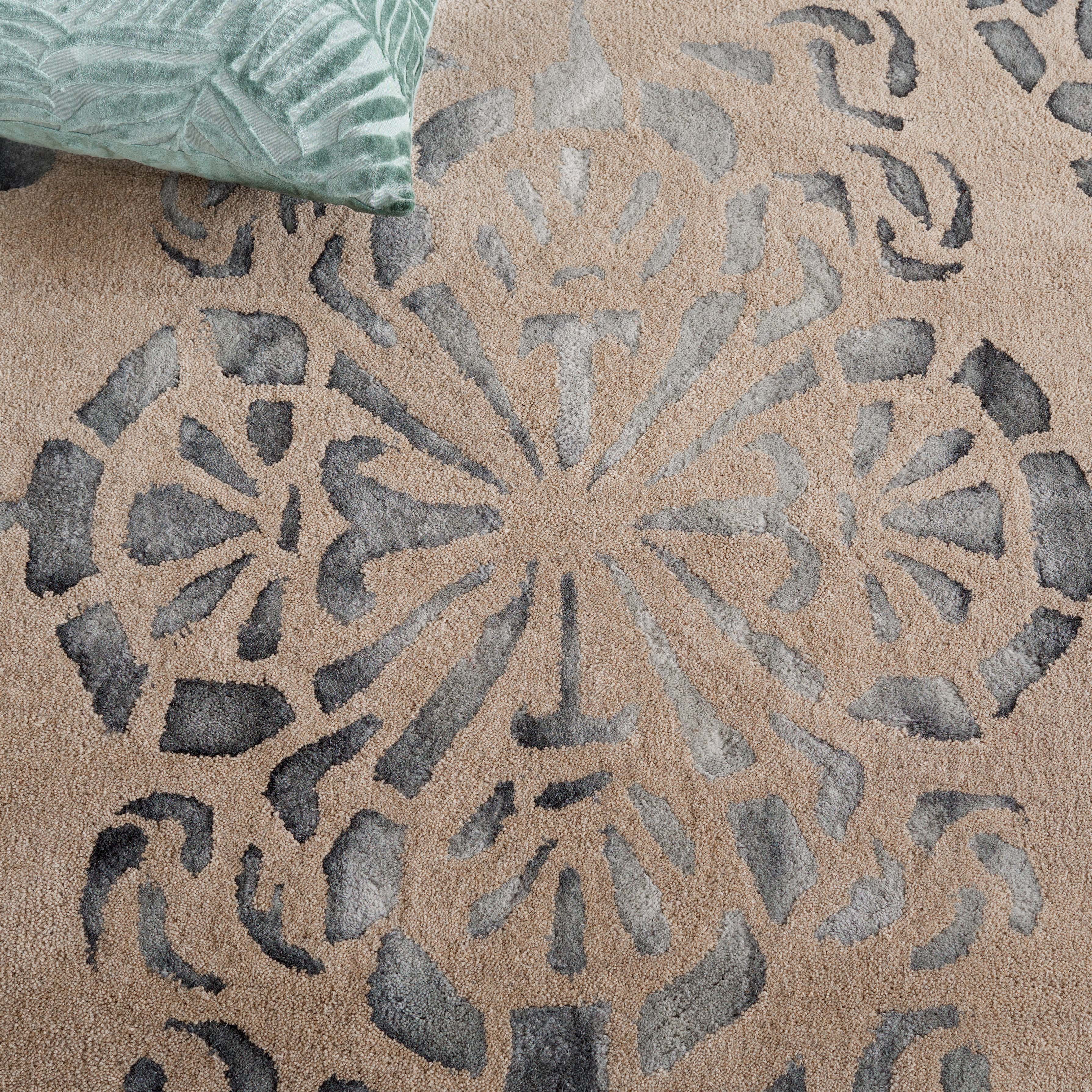 Safavieh Dip Dye Beaumont Distressed Wool Area Rug, Camel/Gray, 5' x 8' - Image 13