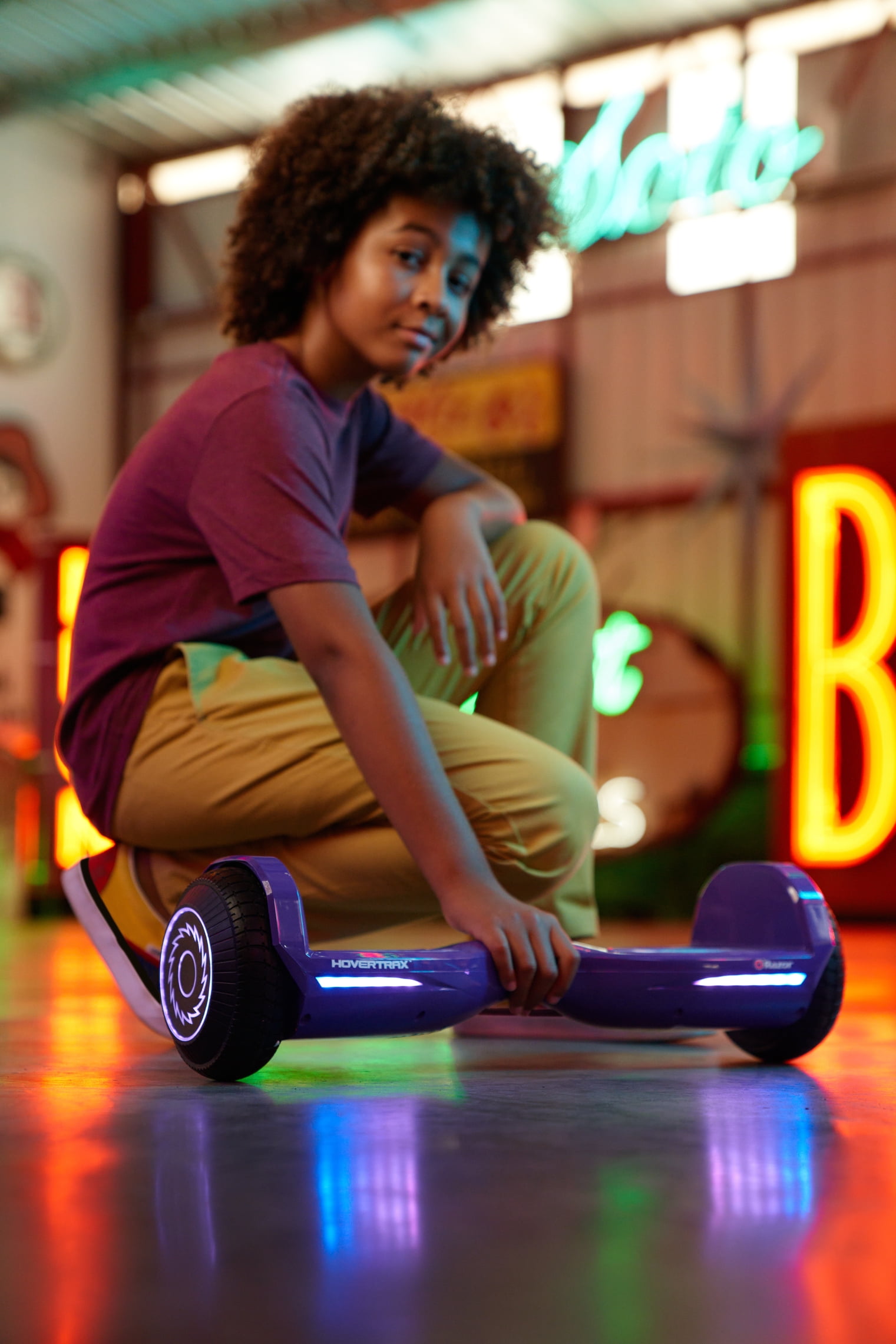 Razor Black Label Hovertrax - Purple, UL2272 Hoverboard for Child Ages 8+, Customizable Color Decals - Image 4