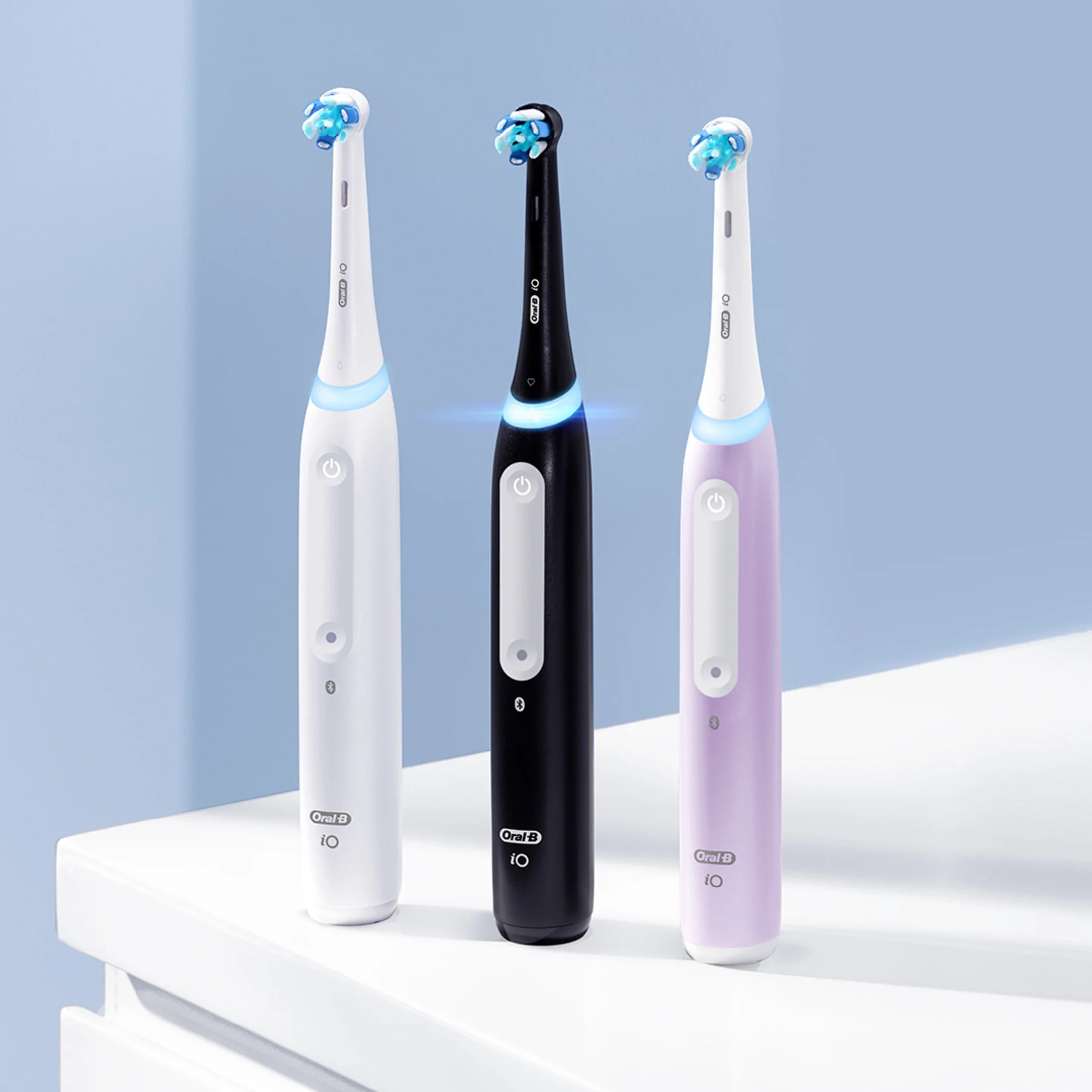 Oral-B iO Series 4 Electric Toothbrush with (1) Brush Head, Rechargeable, Black - Image 5