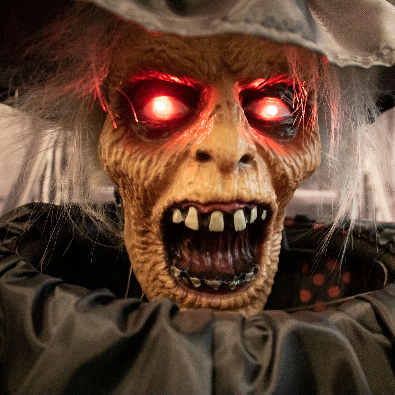 Haunted Hill Farm 6 ft Animatronic Pop-Up Two-Headed Clown with Light-Up Eyes for Scary Halloween Decoration, HHCLOWN-32FLSA - Image 9