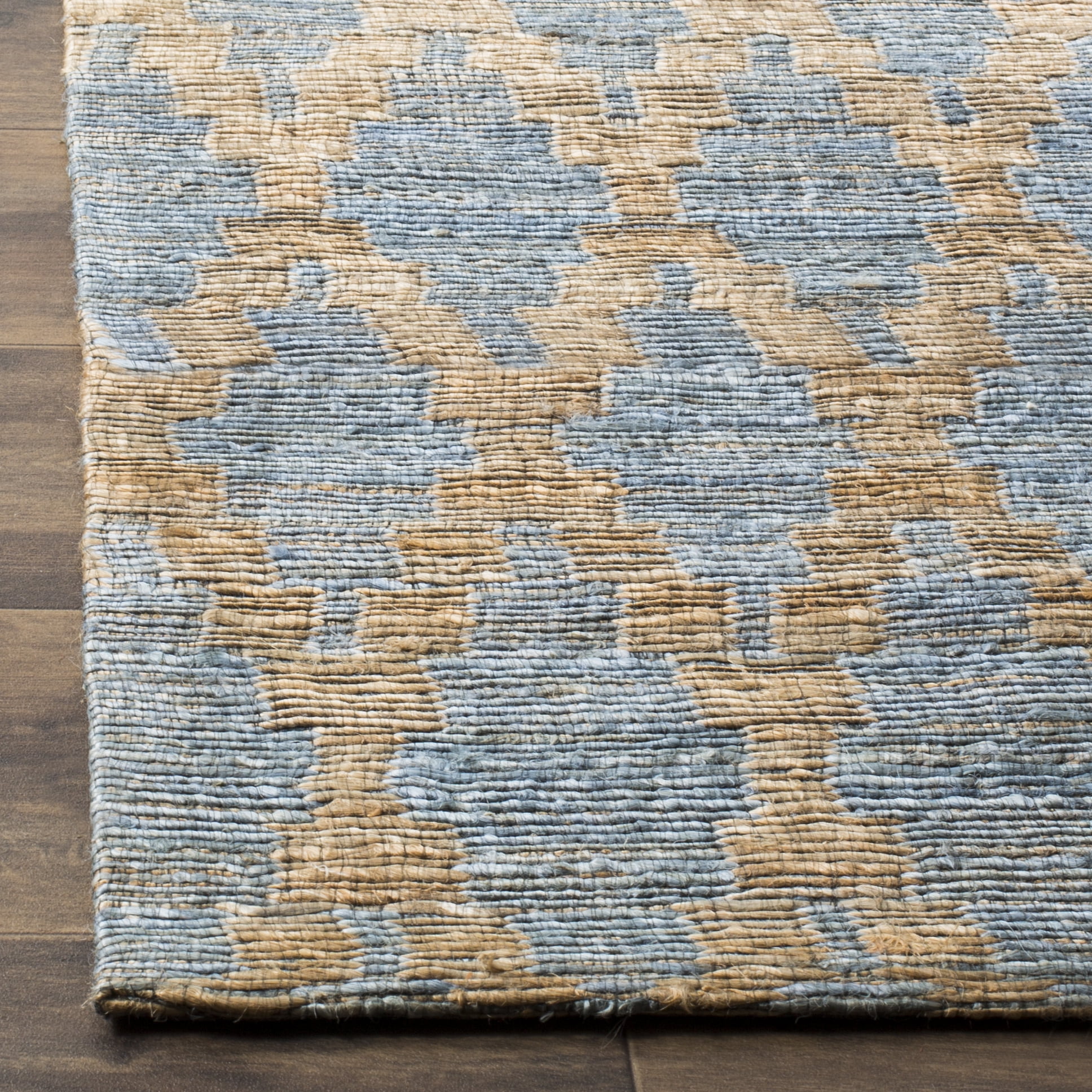 SAFAVIEH Cape Cod Keila Geometric Area Rug, Light Blue/Gold, 3' x 5' - Image 6