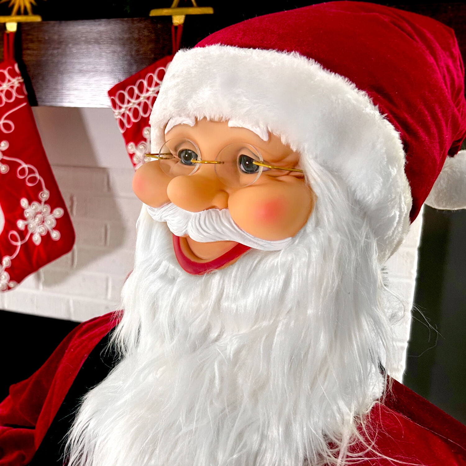 Fraser Hill Farm 4.8 ft Life-Size Dancing Santa Claus with Teddy Bear and Toy Sack Animatronic Figurine, FASC058D-14RED - Image 8