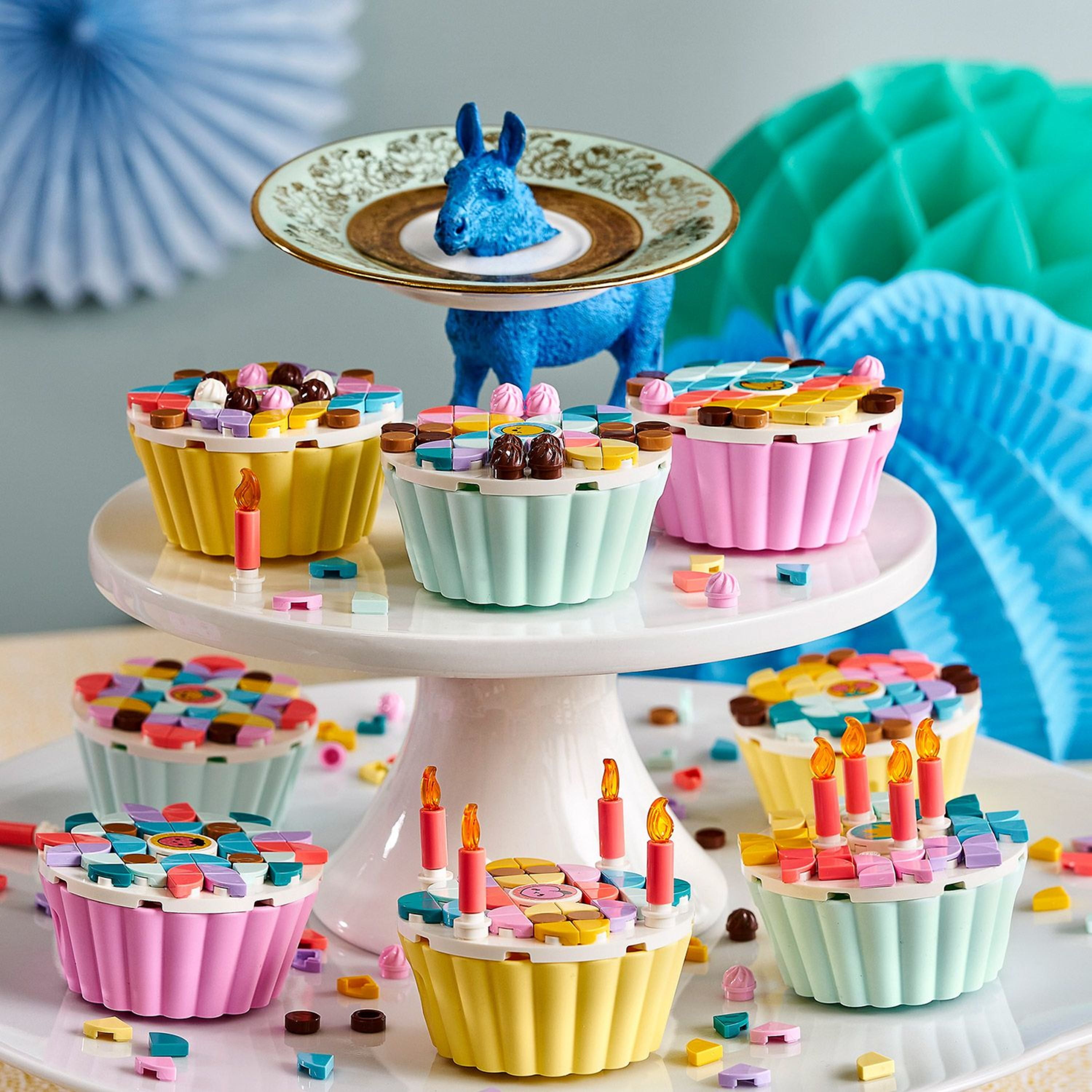 LEGO DOTS Creative Party Kit 41926 DIY Craft Decorations Kit; Creative Group Play Activity (622 Pieces) - Image 4