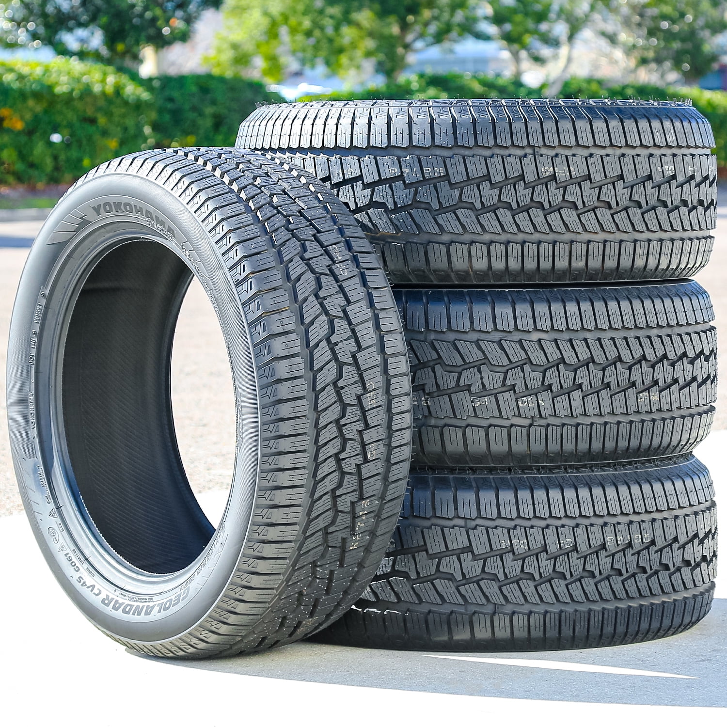 Yokohama Geolandar CV 4S 215/55R17 98V XL Performance All Weather Tire - Image 4