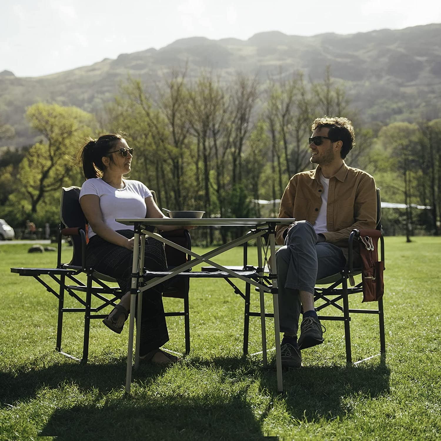 SUNNYFEEL Camping Directors Chair, Heavy Duty,Oversized Portable Folding Chair with Side Table, Pocket for Beach, Fishing,Trip,Picnic,Lawn,Concert Outdoor Foldable Camp Chairs - Image 3