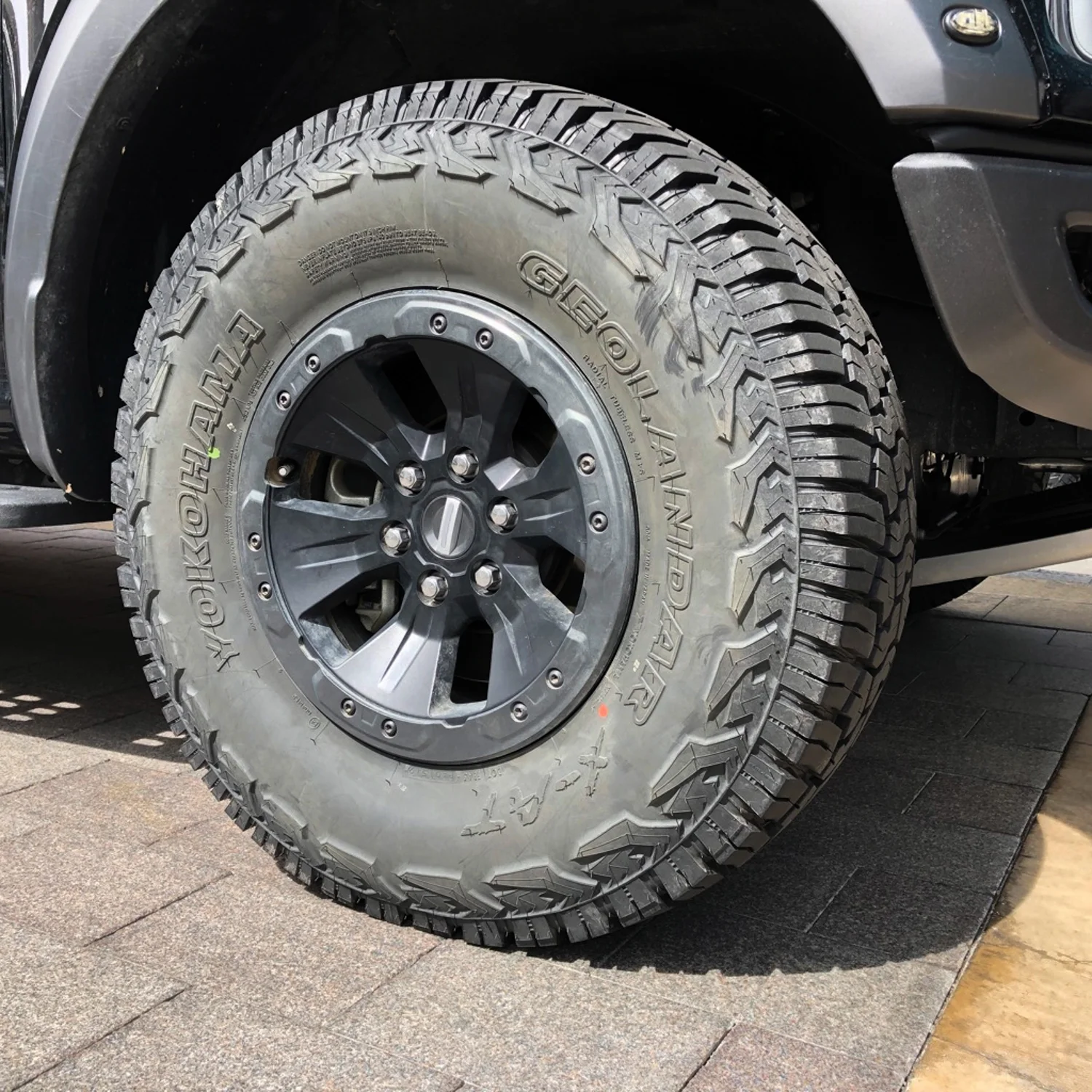 Yokohama Geolandar X-AT 275/65R20 116T a/t All Terrain Tire - Image 6