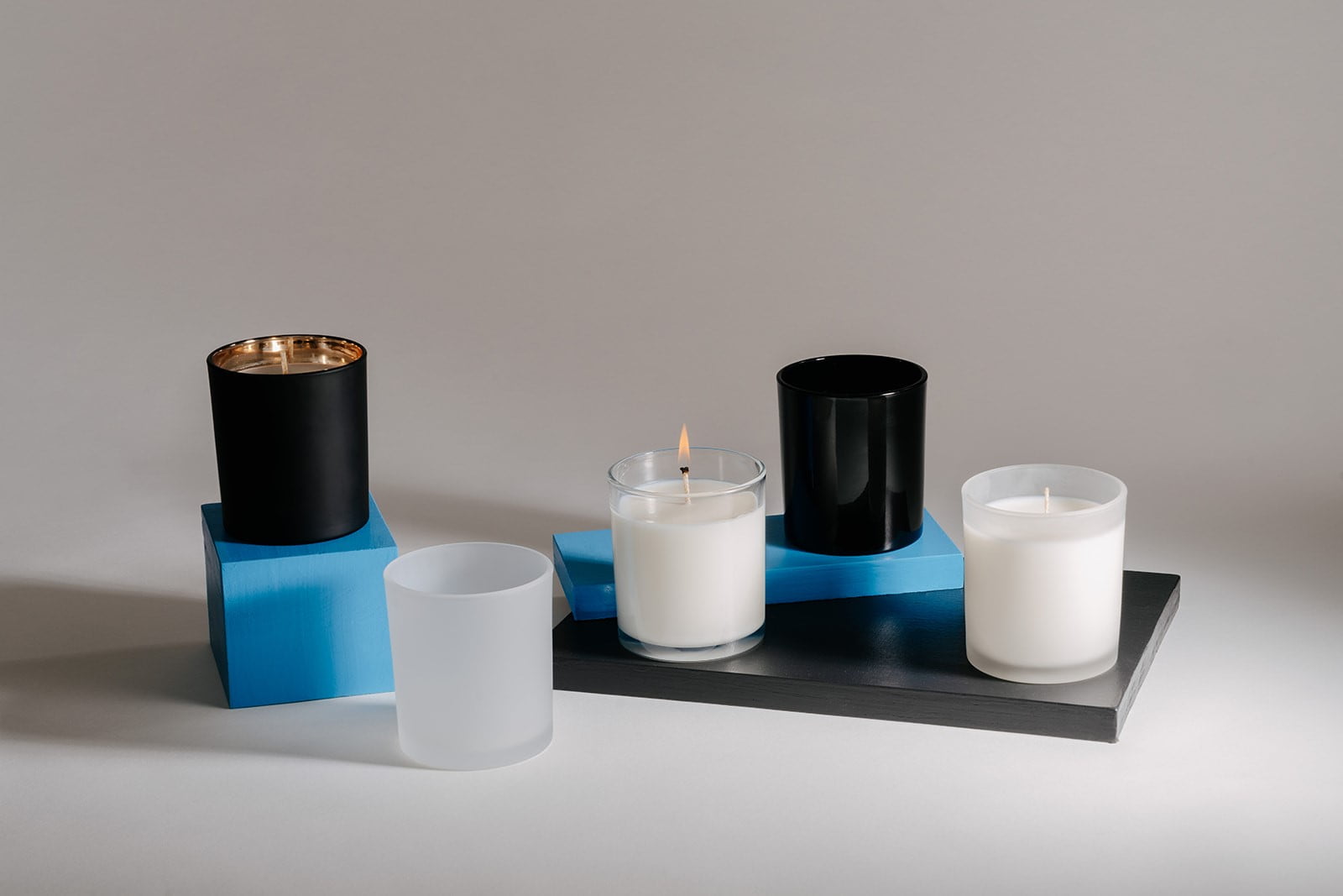 EOTW Candle Supply 10 oz. 12 Pack Empty Luxury Matte Black Copper Gold Reflective Jars for Candle Making. - Image 6