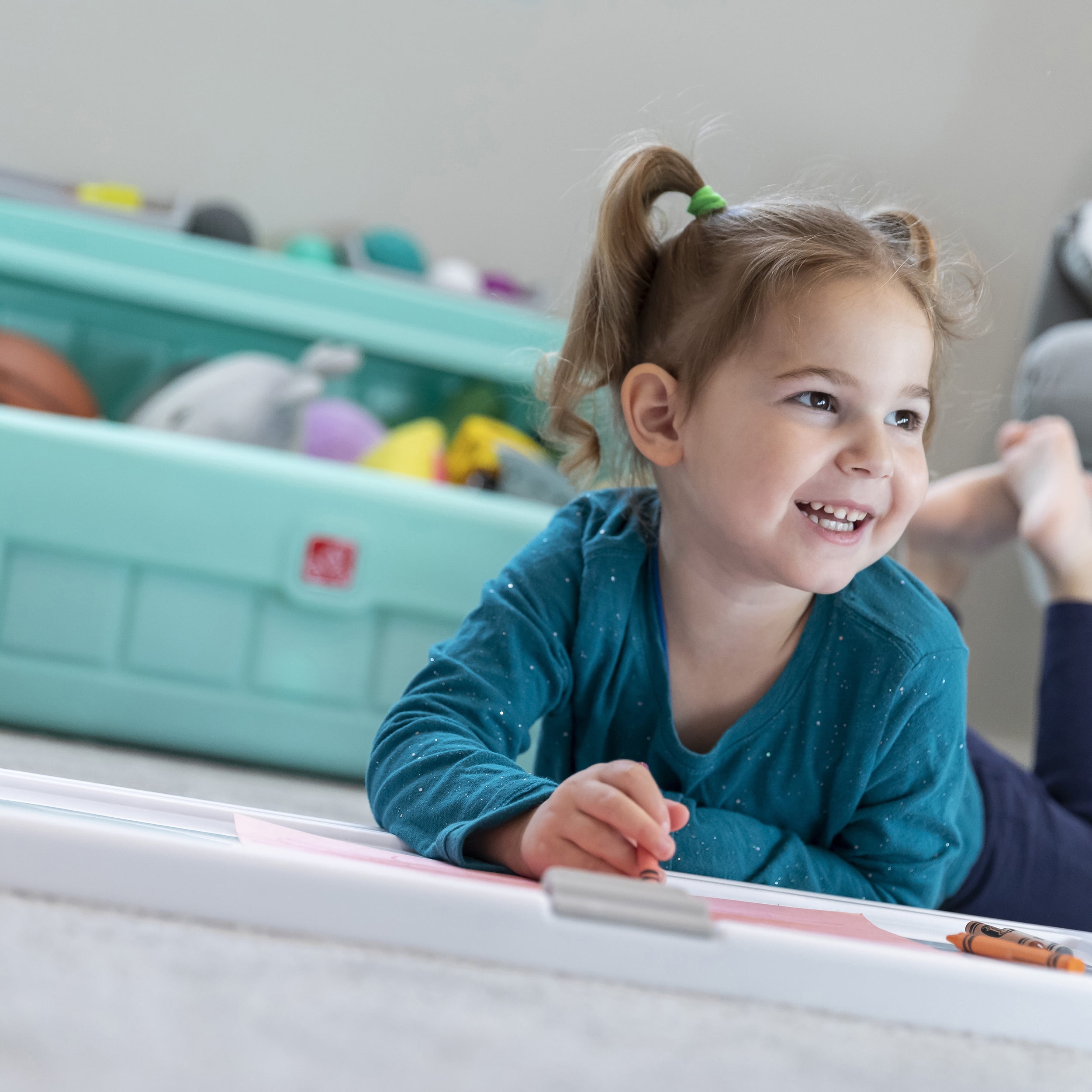 Step2 2-in-1 Mint Toy Storage Box with Art Lid for Toddlers - Image 14