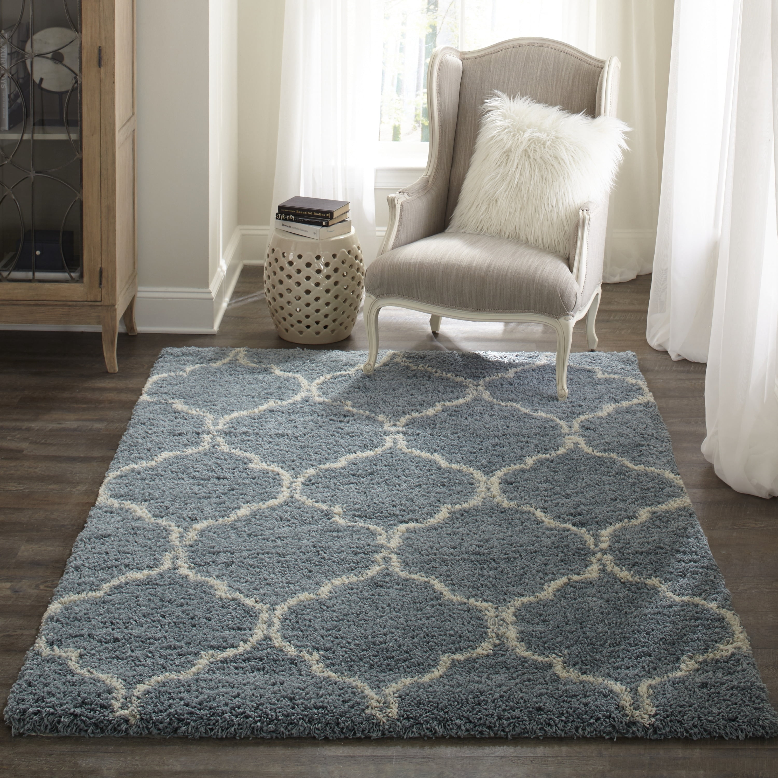 Momeni Maya 2'3" X 7'6" Contemporary Runner Rug in Gray - Image 3