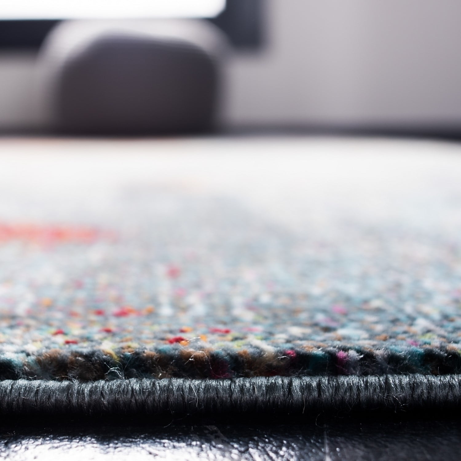 SAFAVIEH Luxor Jerri Abstract Distressed Area Rug, Ivory/Blue, 5'3" x 7'7" - Image 9