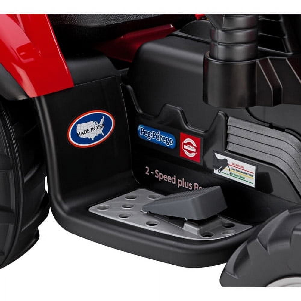 Peg Perego Case IH Magnum Tractor and Trailer 12-Volt Battery-Powered Ride-On - Image 4