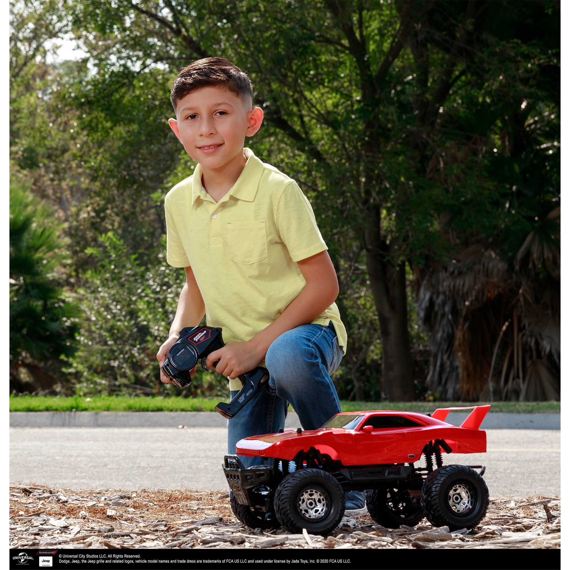 Fast and the Furious (1:12) Dodge Charger Daytona Battery-Powered RC Truck - Image 5