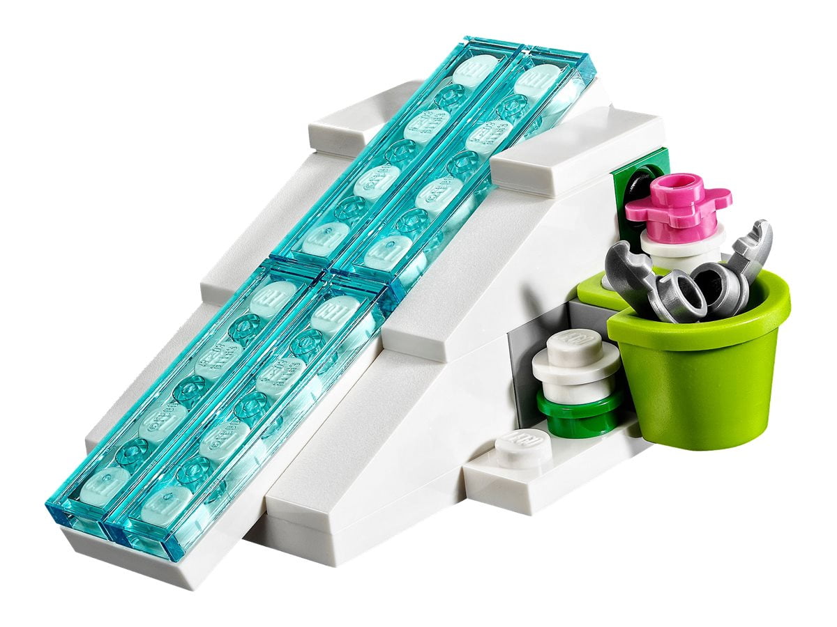 LEGO Disney Princess Elsa's Sparkling Ice Castle Set #41062 - Image 4