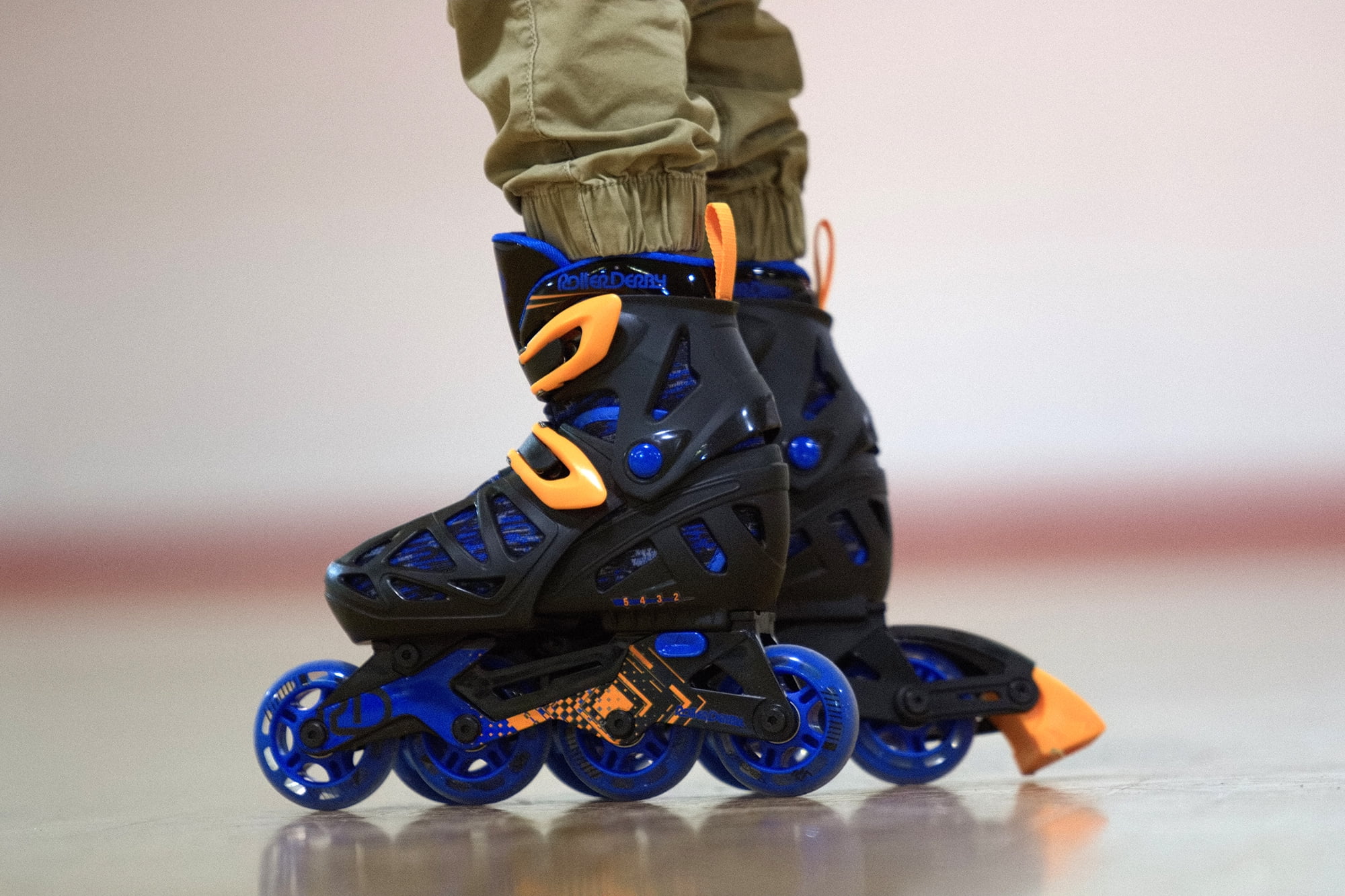 Roller Derby Tracer Boy's Adjustable Inline Skates - Image 3