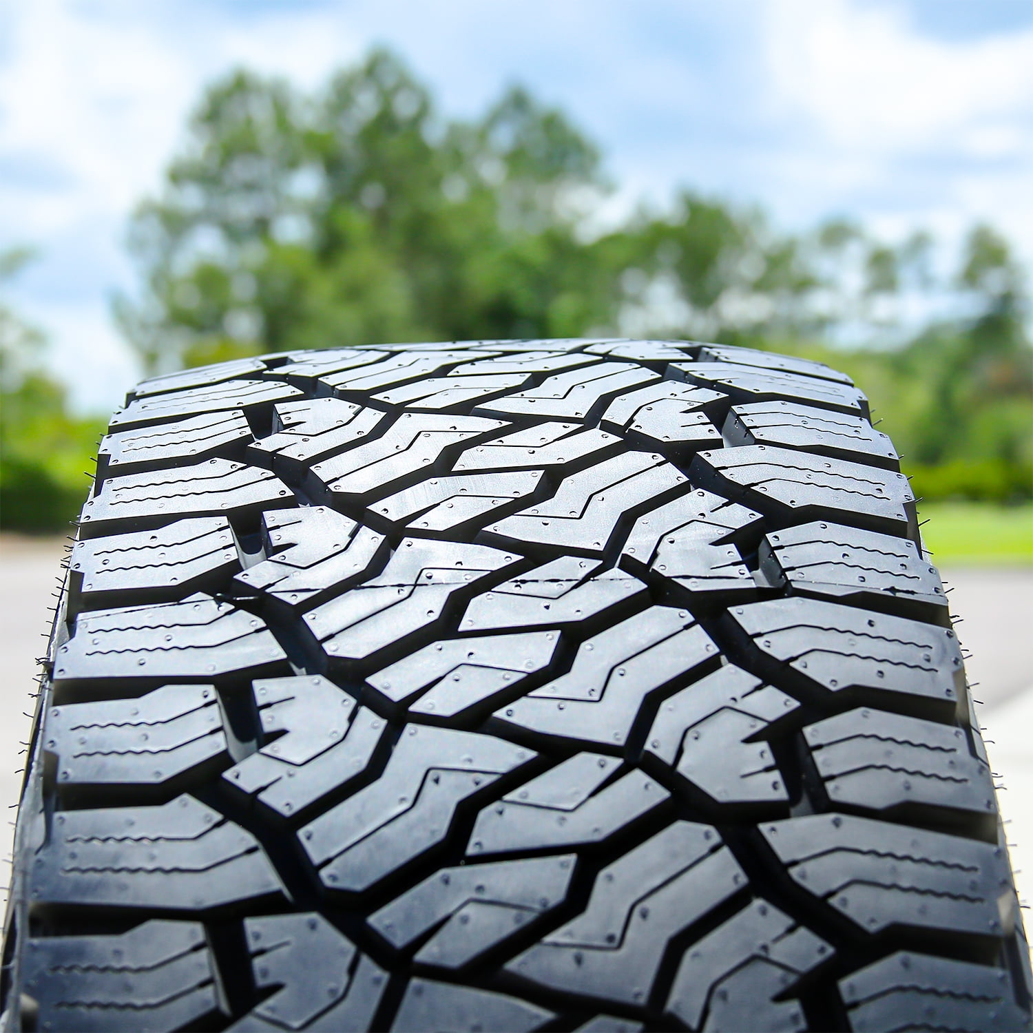 Venom Power Trail Hunter ATS 255/50R20 109T XL a/t All Terrain Tire - Image 7