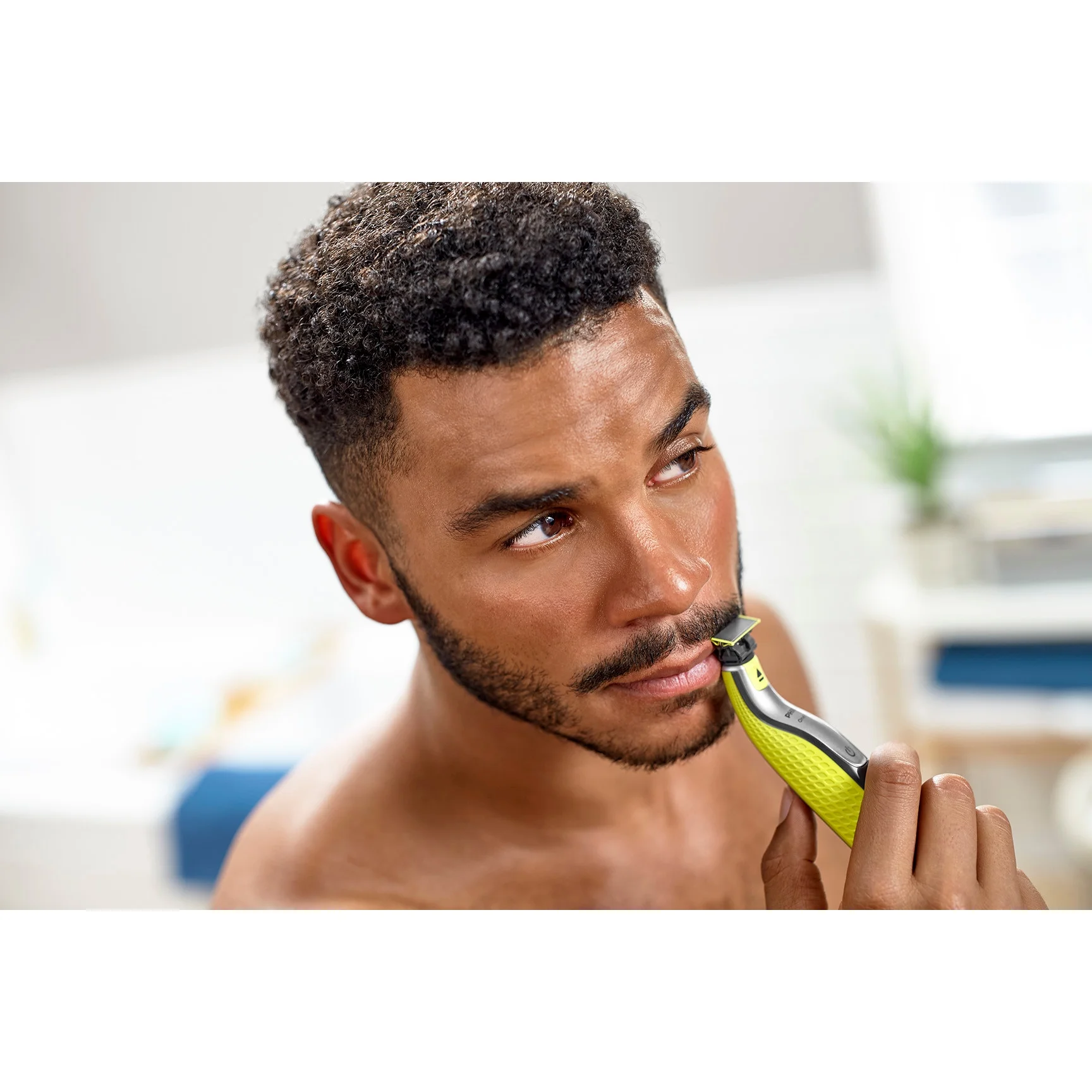 Philips Norelco OneBlade Face + Body Bonus Pack with Free Blade, QP2630/72 - Image 9