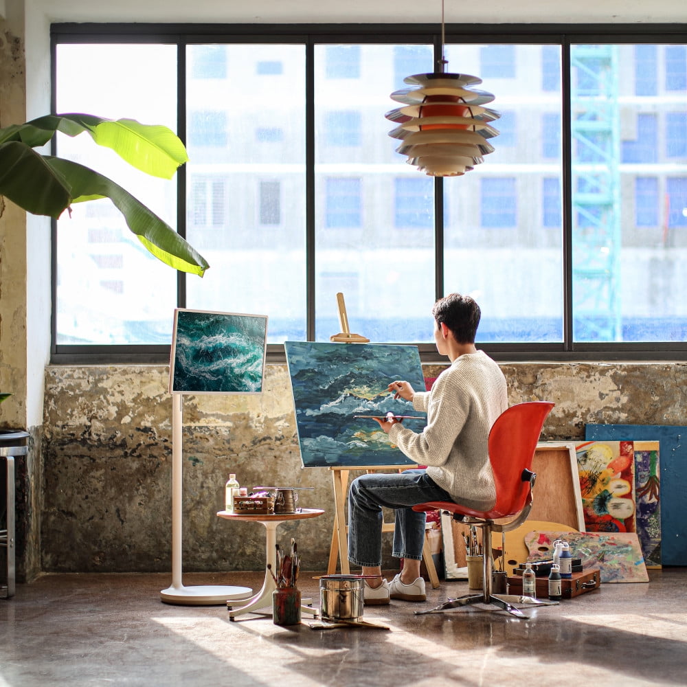 LG 27 in StanbyME LED Full HD Touch Screen Smart TV - 27ART10AKPL - Image 5