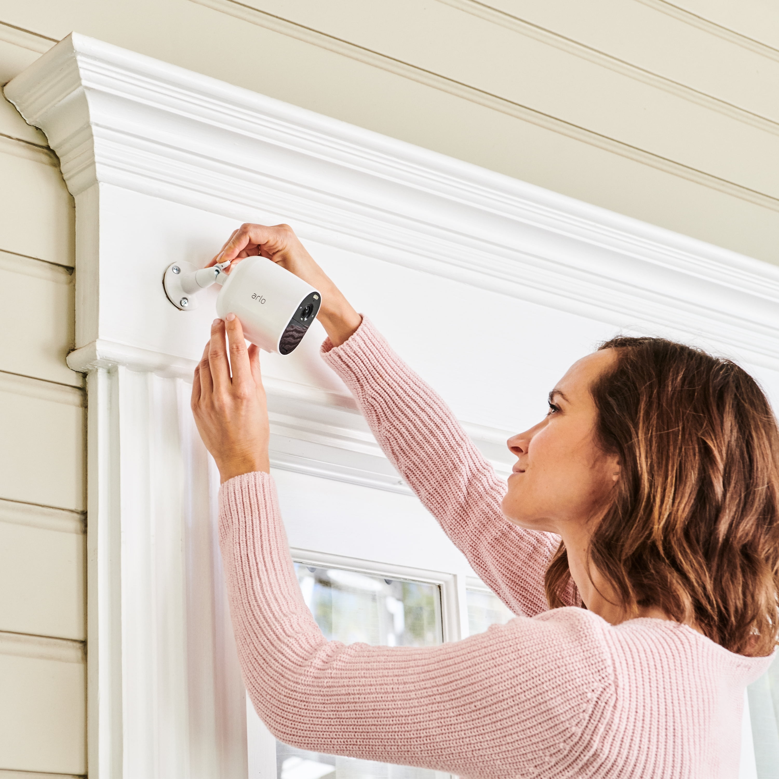 Arlo Essential Spotlight Wireless Security Camera - 3 Pack - 1080p Video Color Night Vision, White VMC2330W - Image 5