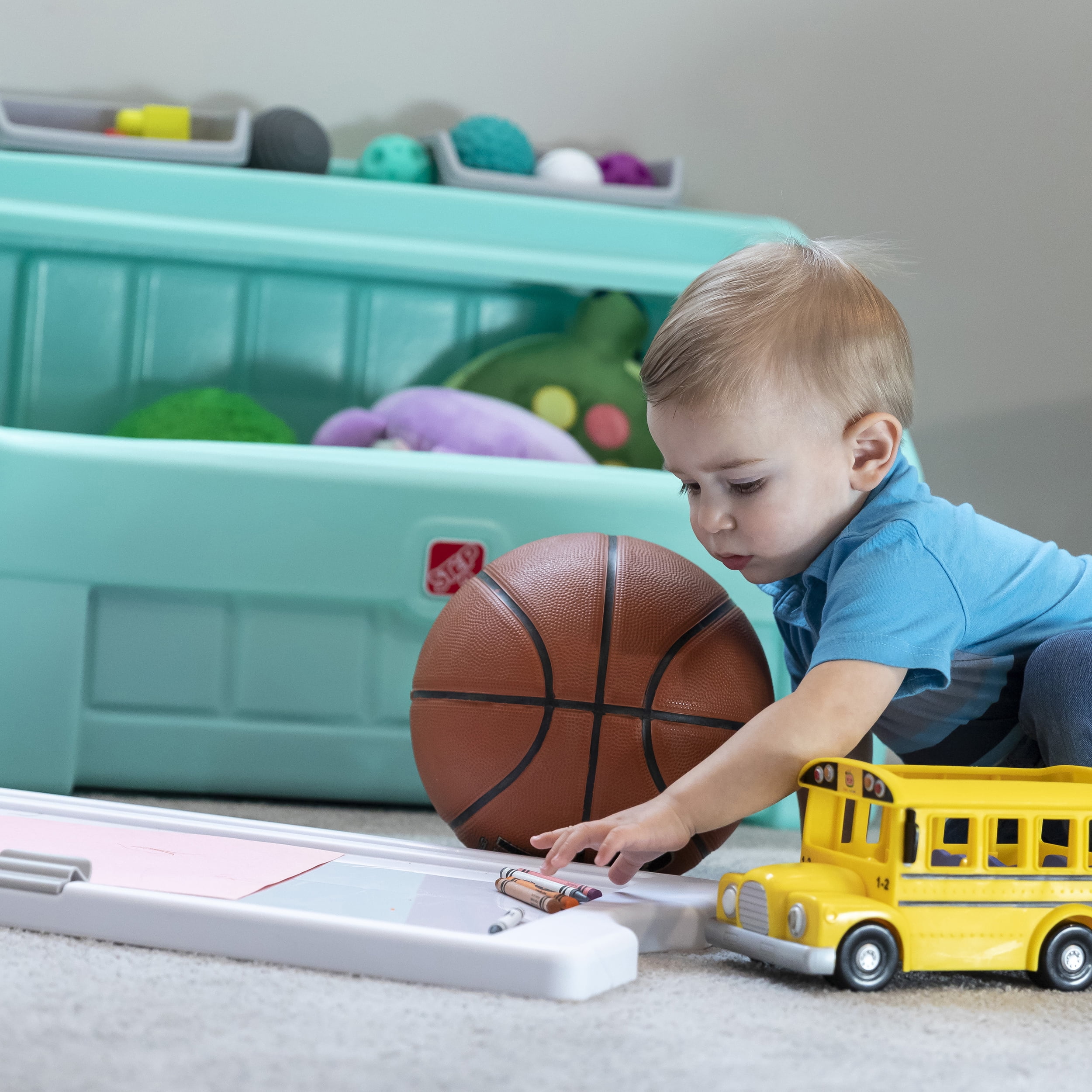 Step2 2-in-1 Mint Toy Storage Box with Art Lid for Toddlers - Image 6