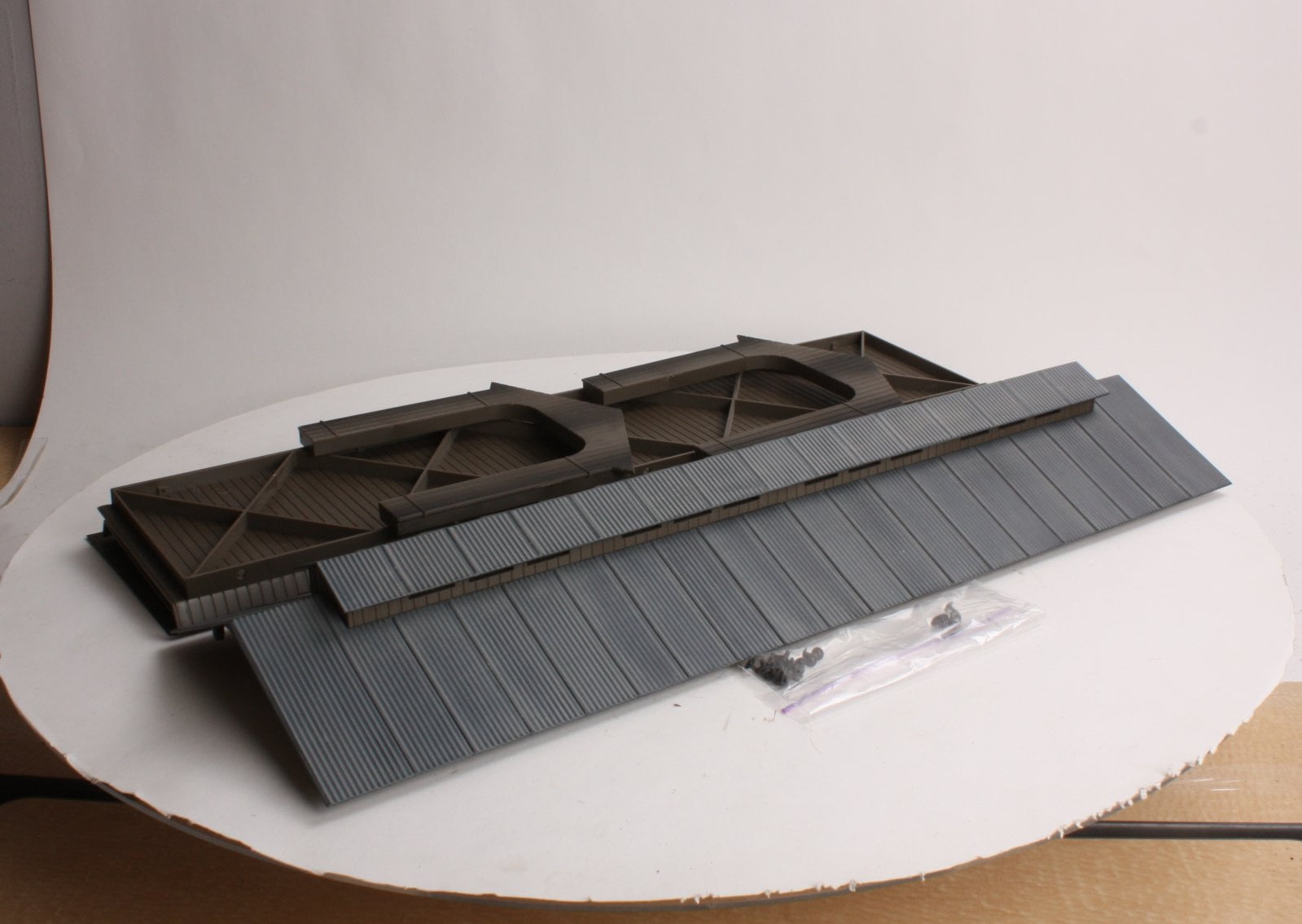 Lionel Covered Bridge - Image 5