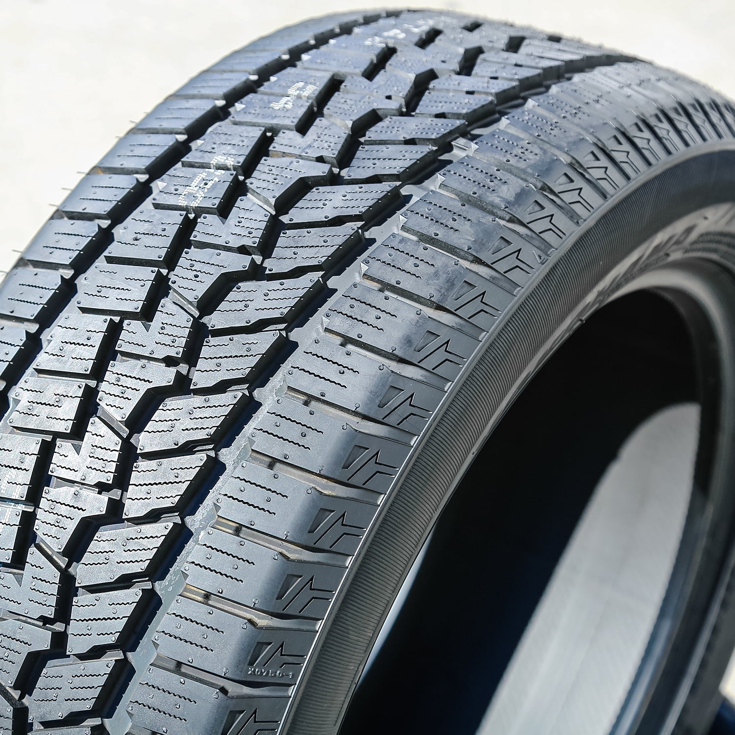 Yokohama Geolandar CV 4S 215/55R17 98V XL Performance All Weather Tire - Image 6