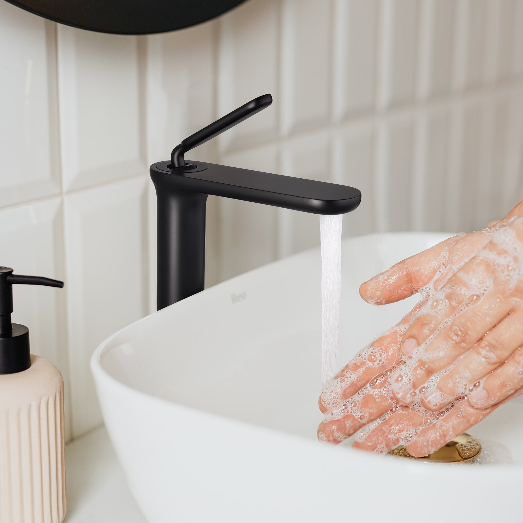 Aquaterior Single Handle Bathroom Vessel Sink Faucet Rv Lavatory Vanity Sink Mixer Tap Matte Black (CUPC NSF CEC)